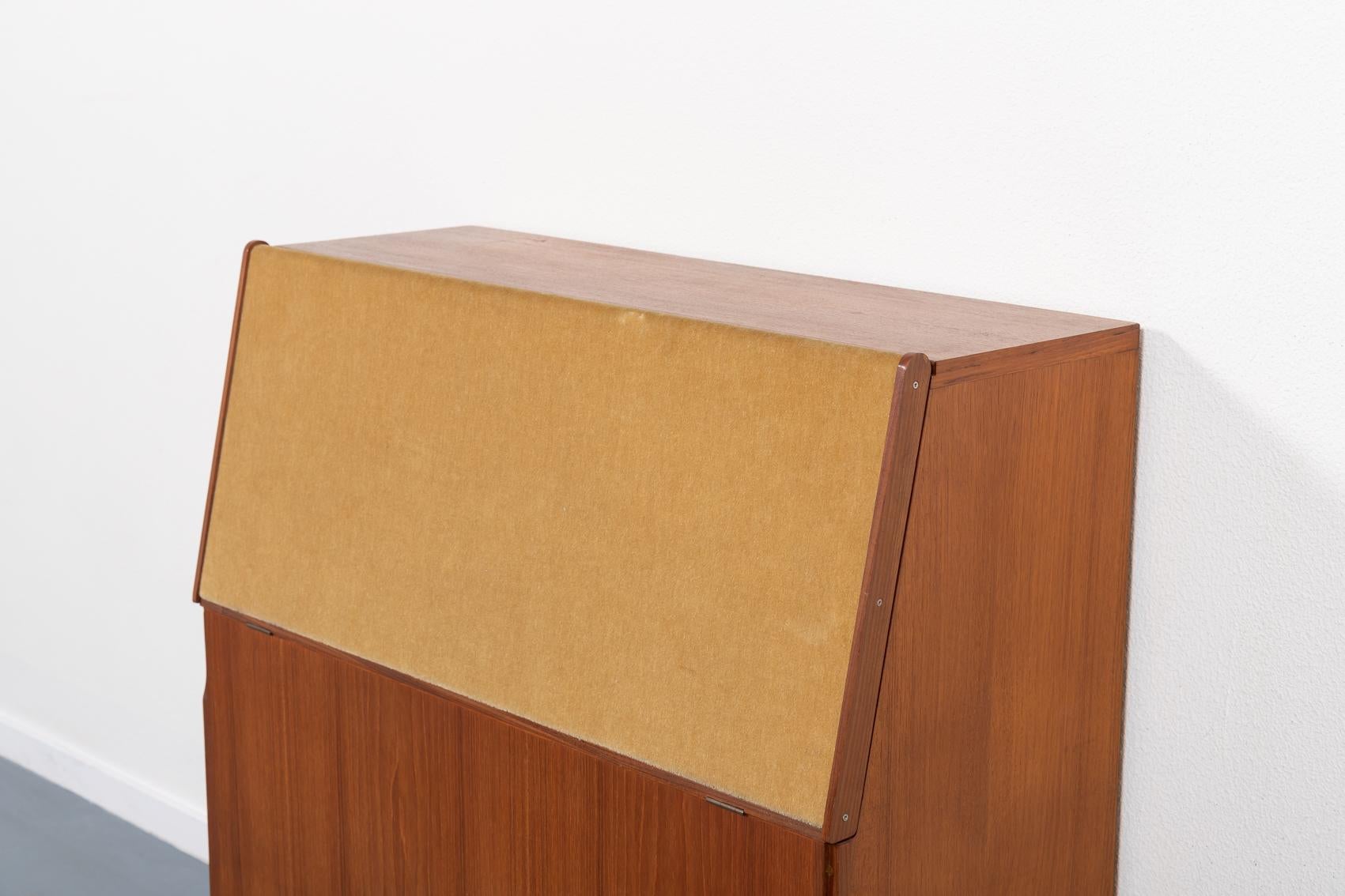 Italian Modern storage cabinet by Ico Parisi for MIM, 1960’s Italy For Sale 1