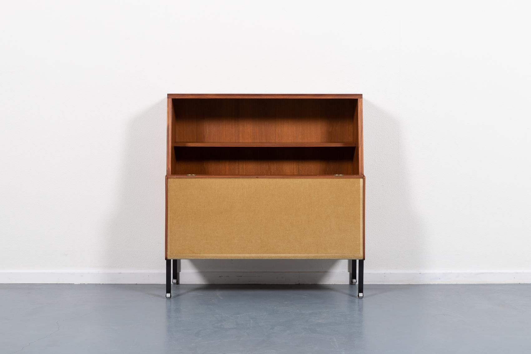 Italian Modern storage cabinet by Ico Parisi for MIM, 1960’s Italy For Sale 3