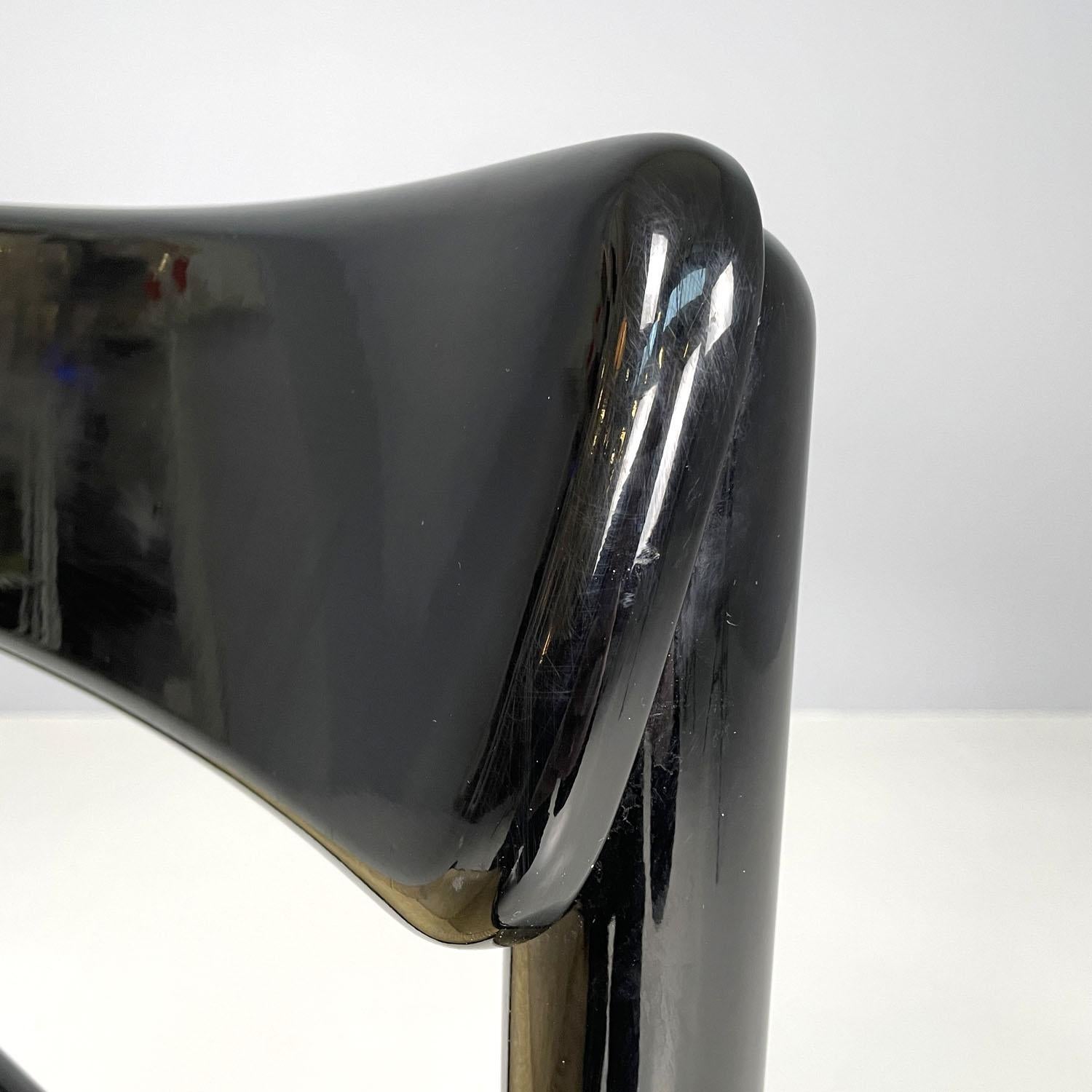 Chaise moderne italienne en paille et bois noir, 1970 en vente 1