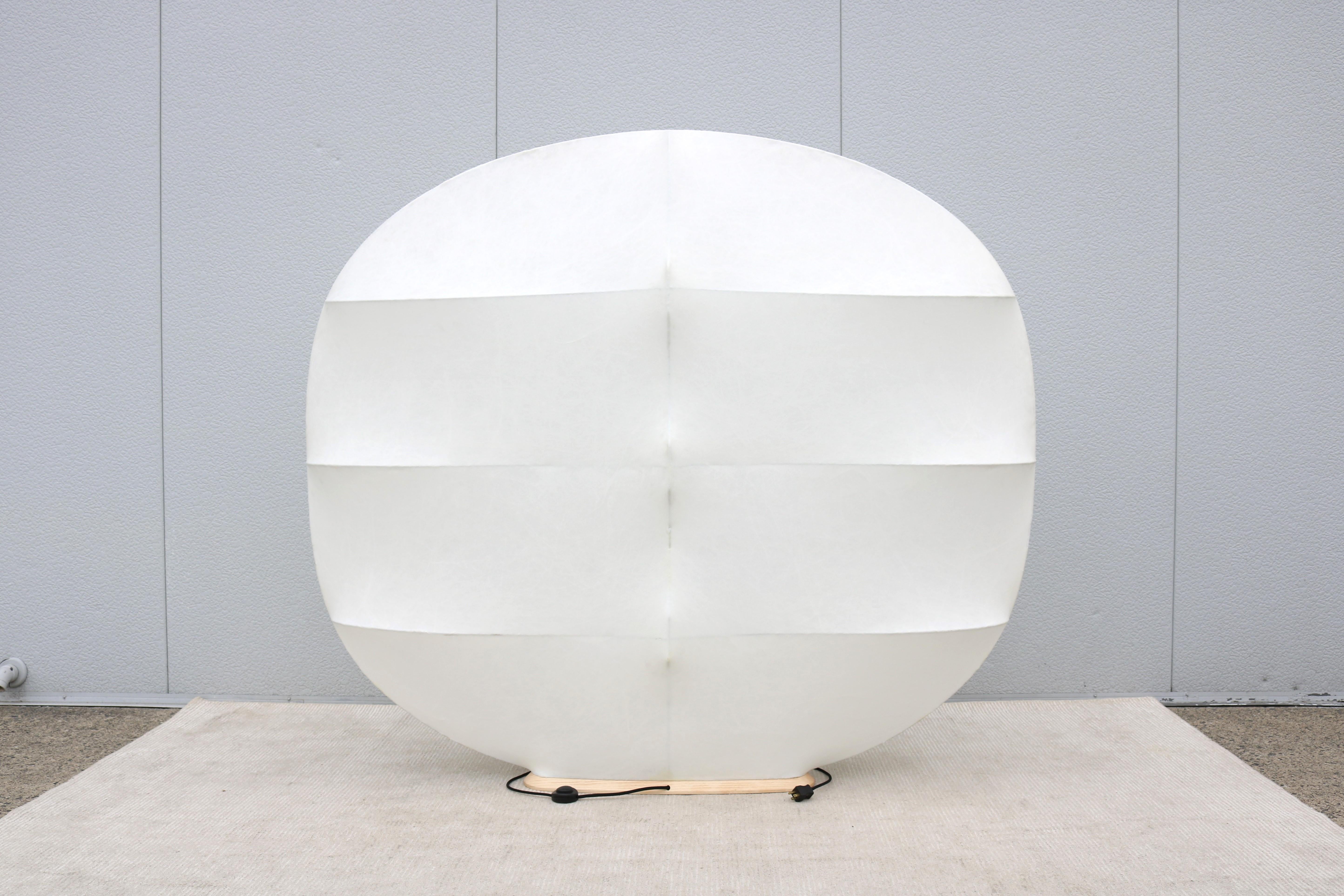 Lampadaire et séparateur de pièces de la collection Modernity Studiopepe for Tacchini Gunta 1 en vente 1
