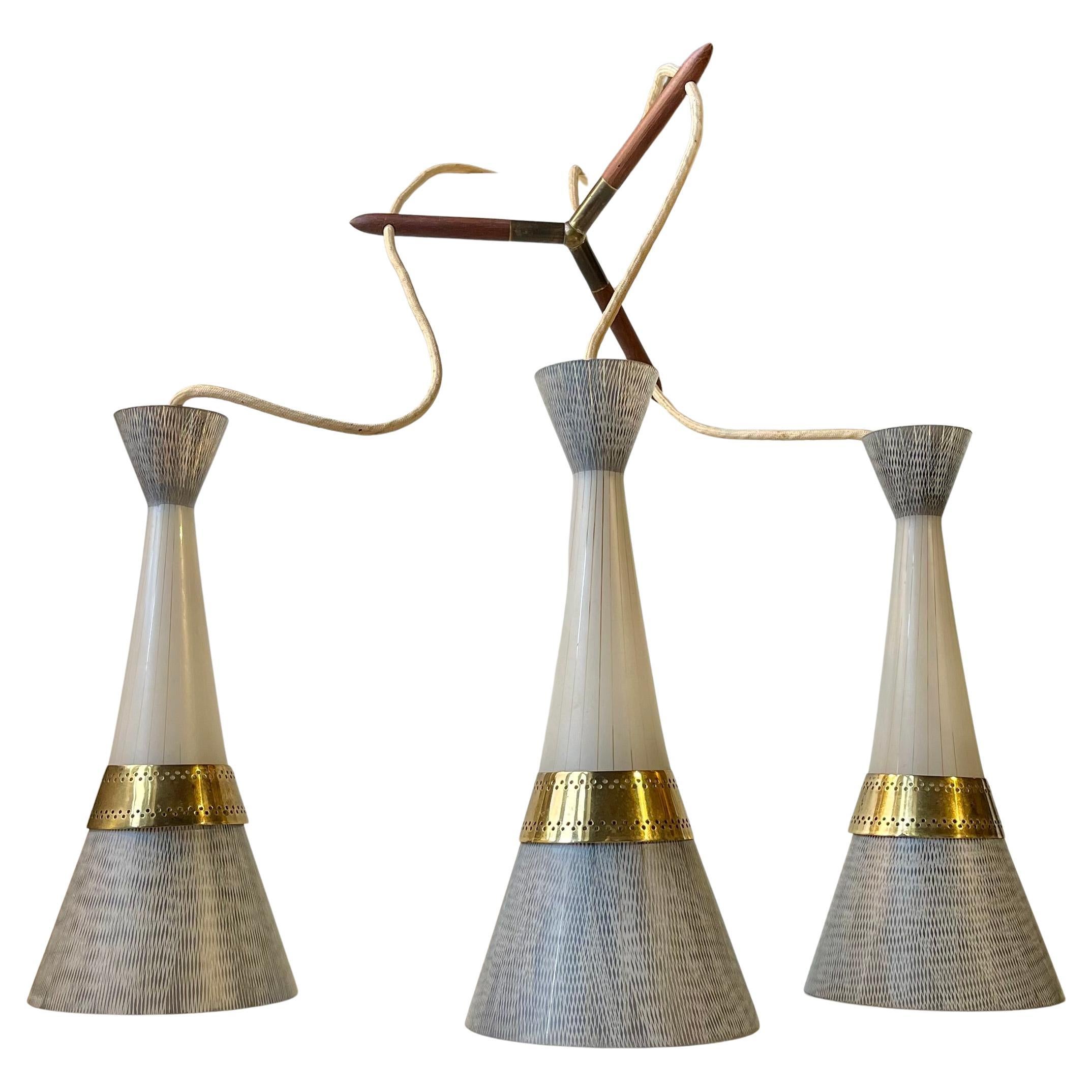 Italian Modern Suspension Diablo Trio Chandelier in Butterfly Glass, 1950s