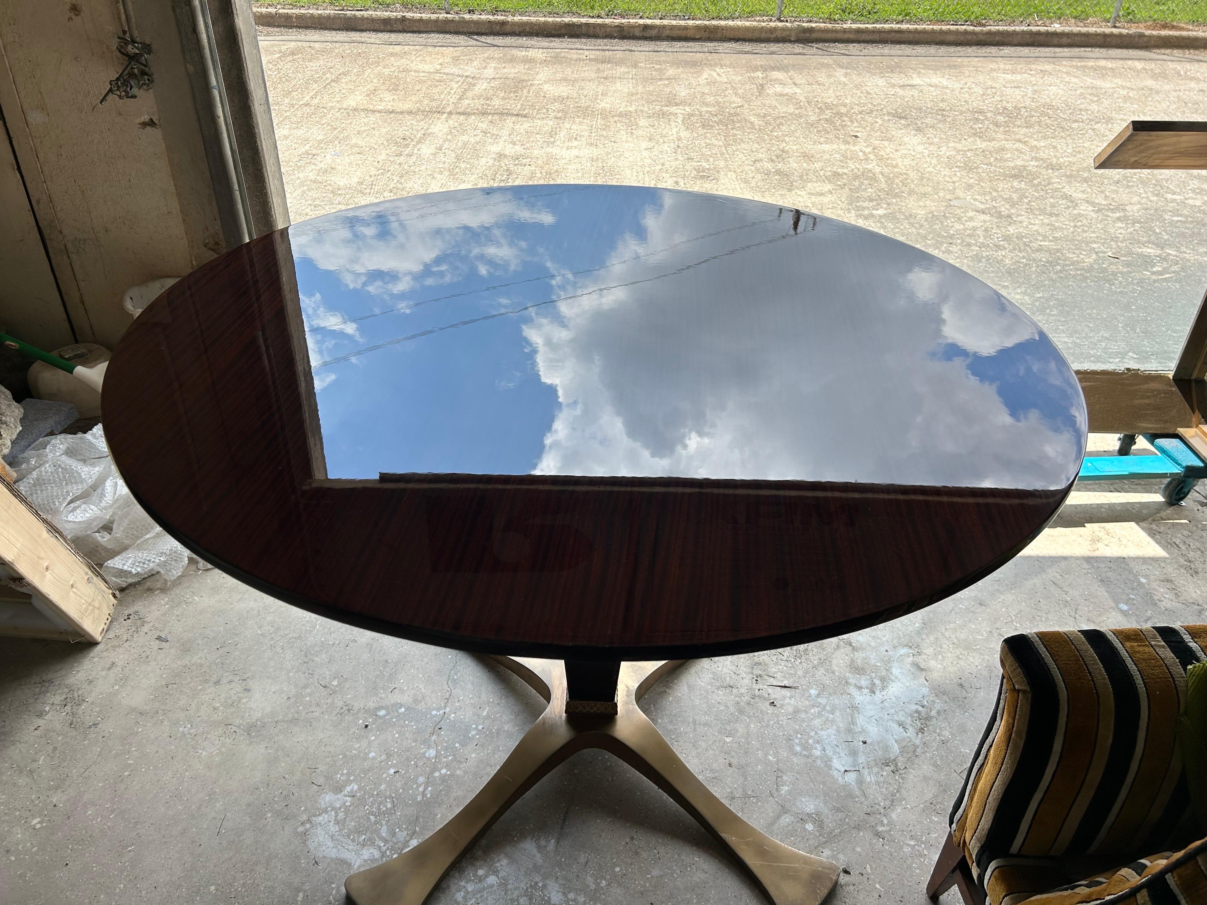 Moderner italienischer moderner Tisch von Osvaldo Borsani im Zustand „Gut“ im Angebot in Houston, TX