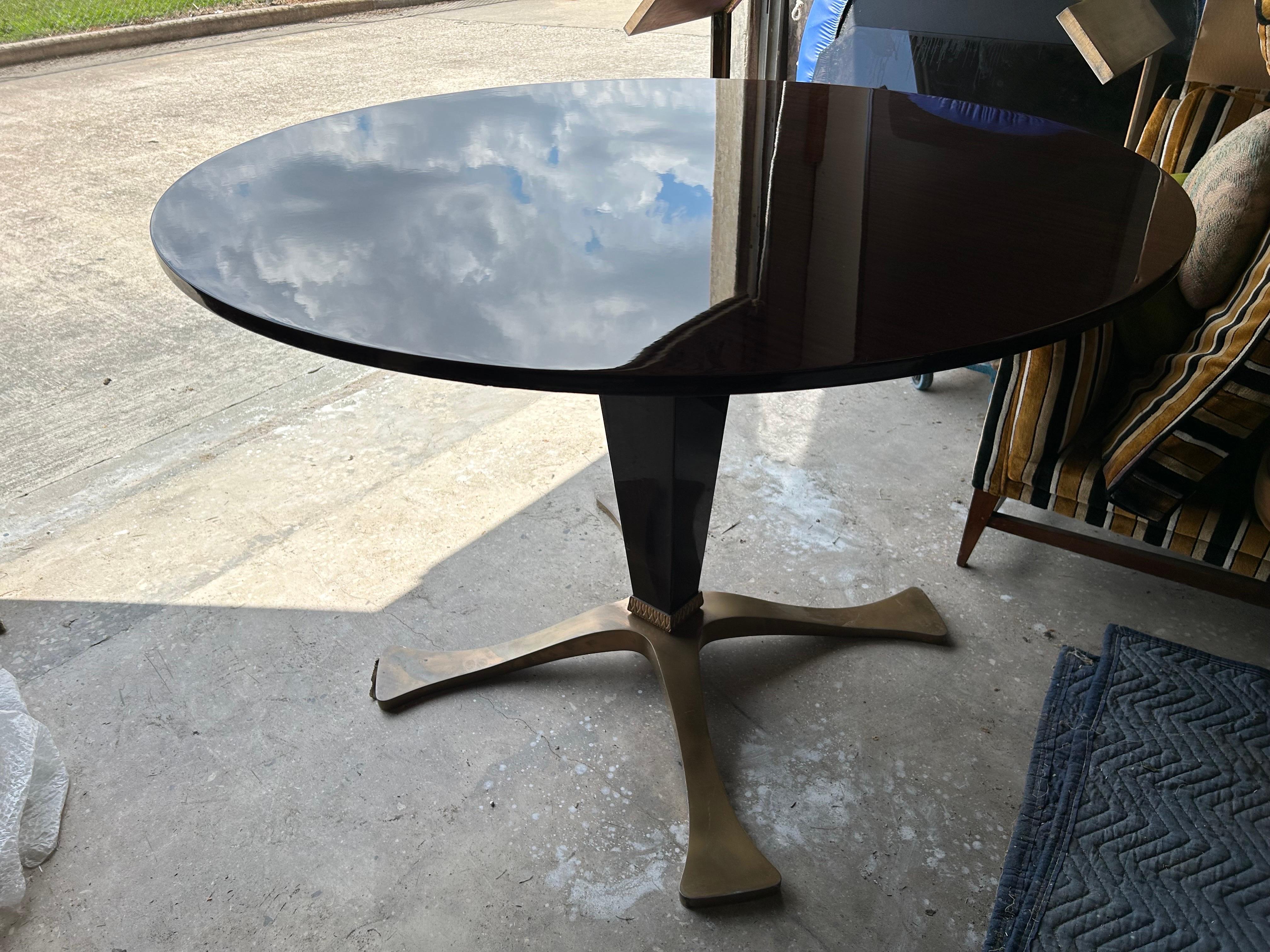 Laiton Table moderne italienne d'Osvaldo Borsani en vente