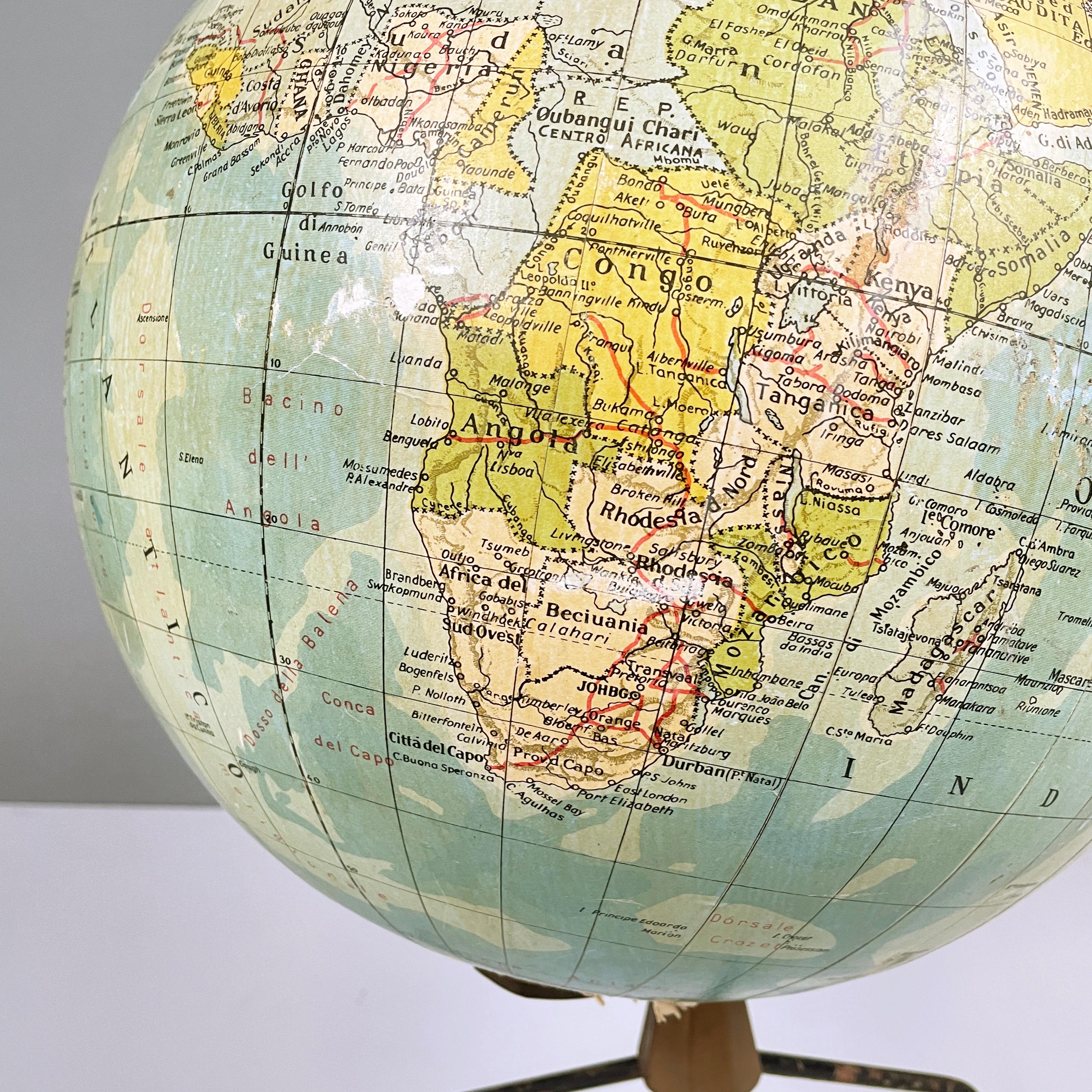 Italian modern Table globe map of the world in metal, 1960s For Sale 1