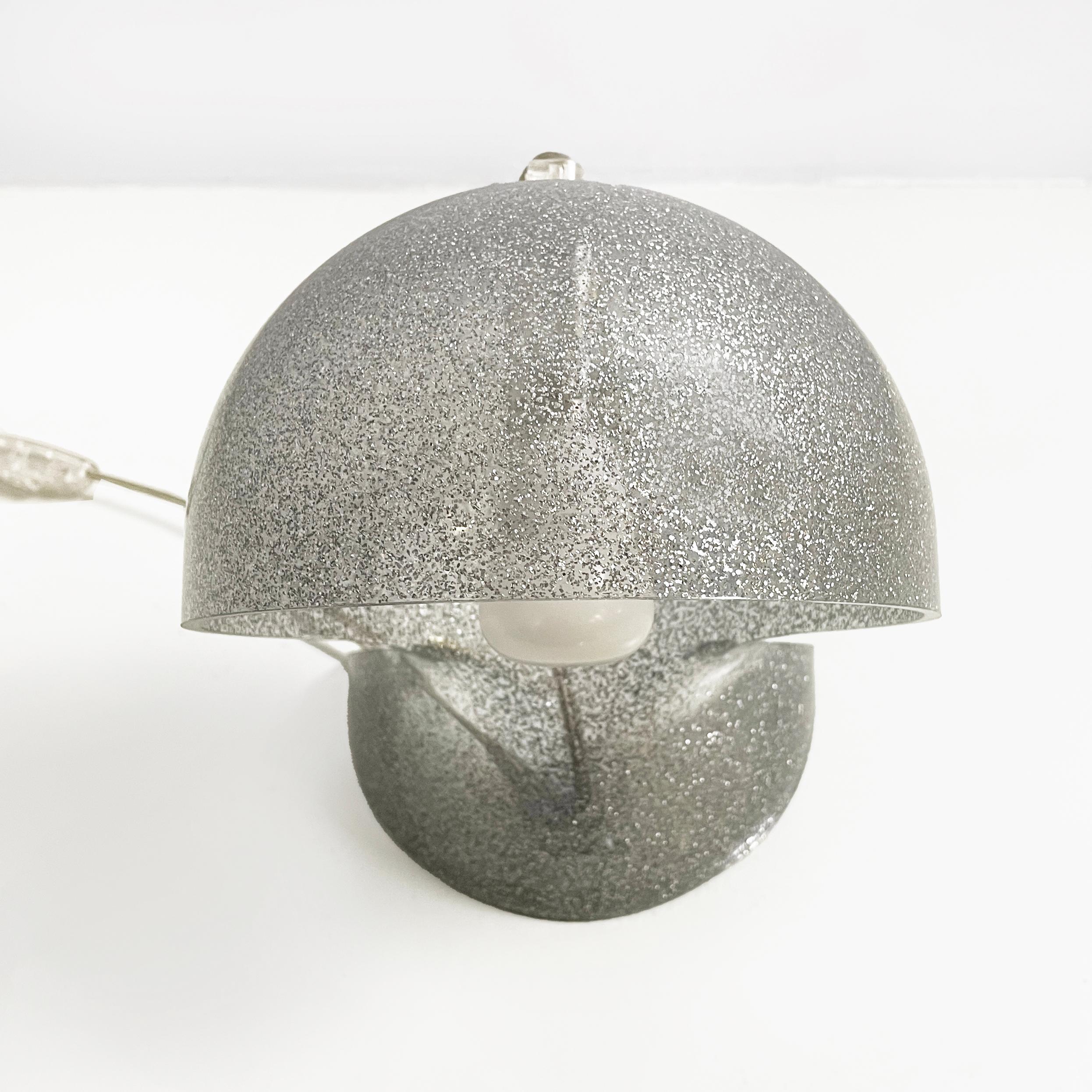 Lampe à poser moderne italienne Dalù Sparkling  par Vico Magistretti pour Artemide, 2013 en vente 2