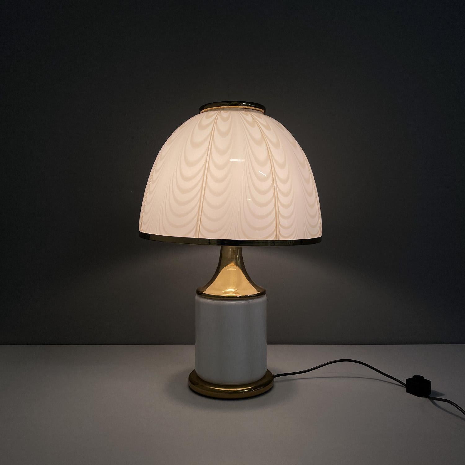 Modern Italian modern table lamp in Murano glass by Fabbian Illuminazione, 1980s For Sale