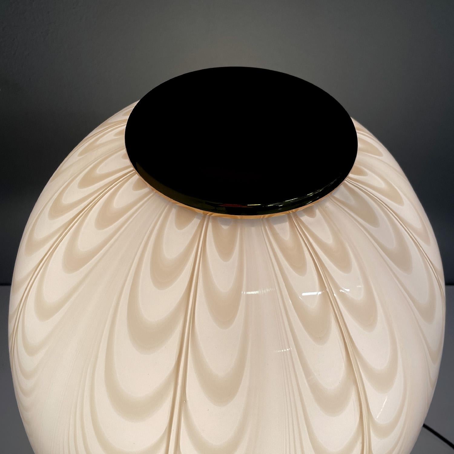 Italian modern table lamp in Murano glass by Fabbian Illuminazione, 1980s For Sale 1