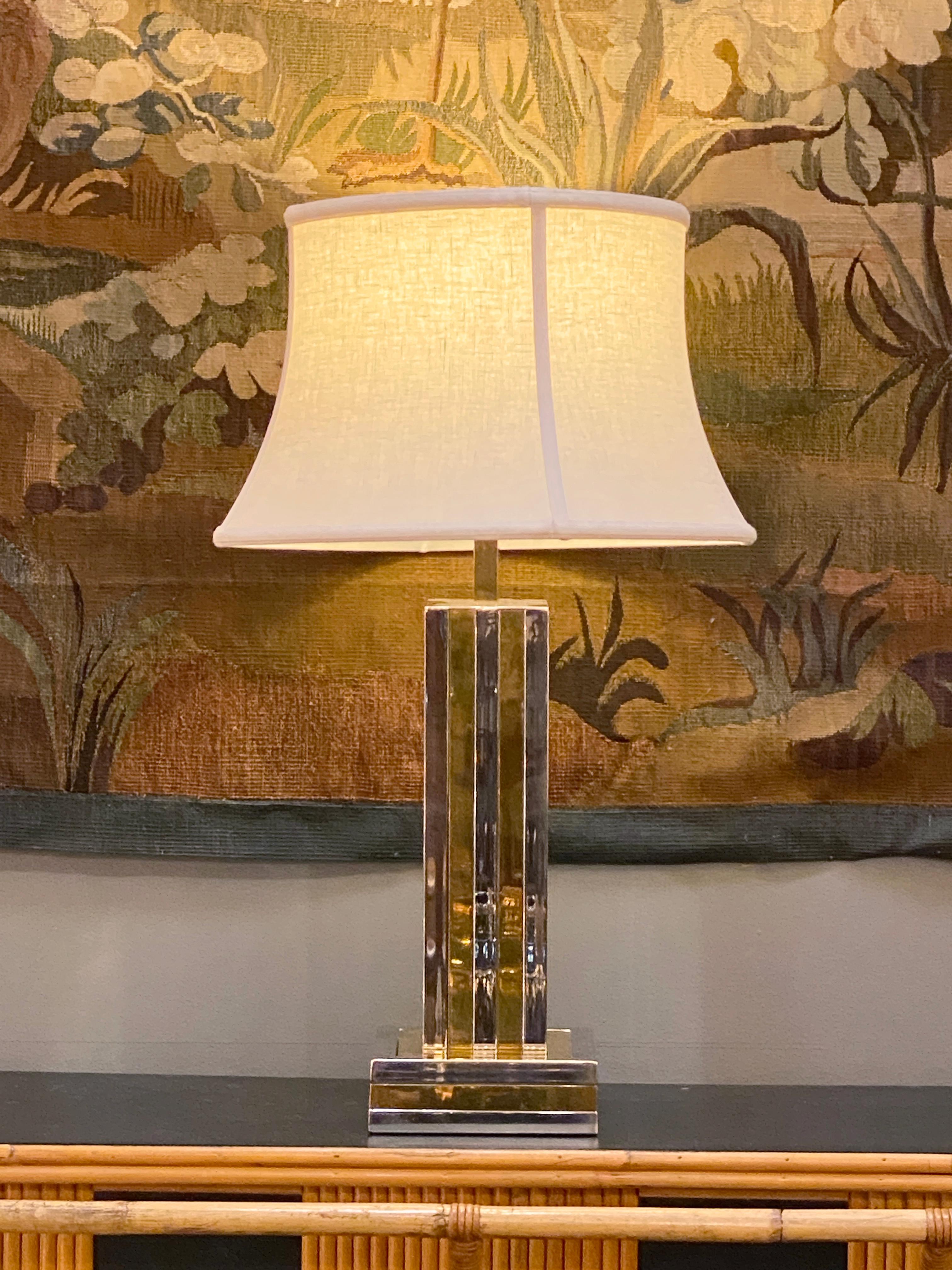 Italian Modern Table Lamp of Chrome and Brass by Romeo Rega im Angebot 4