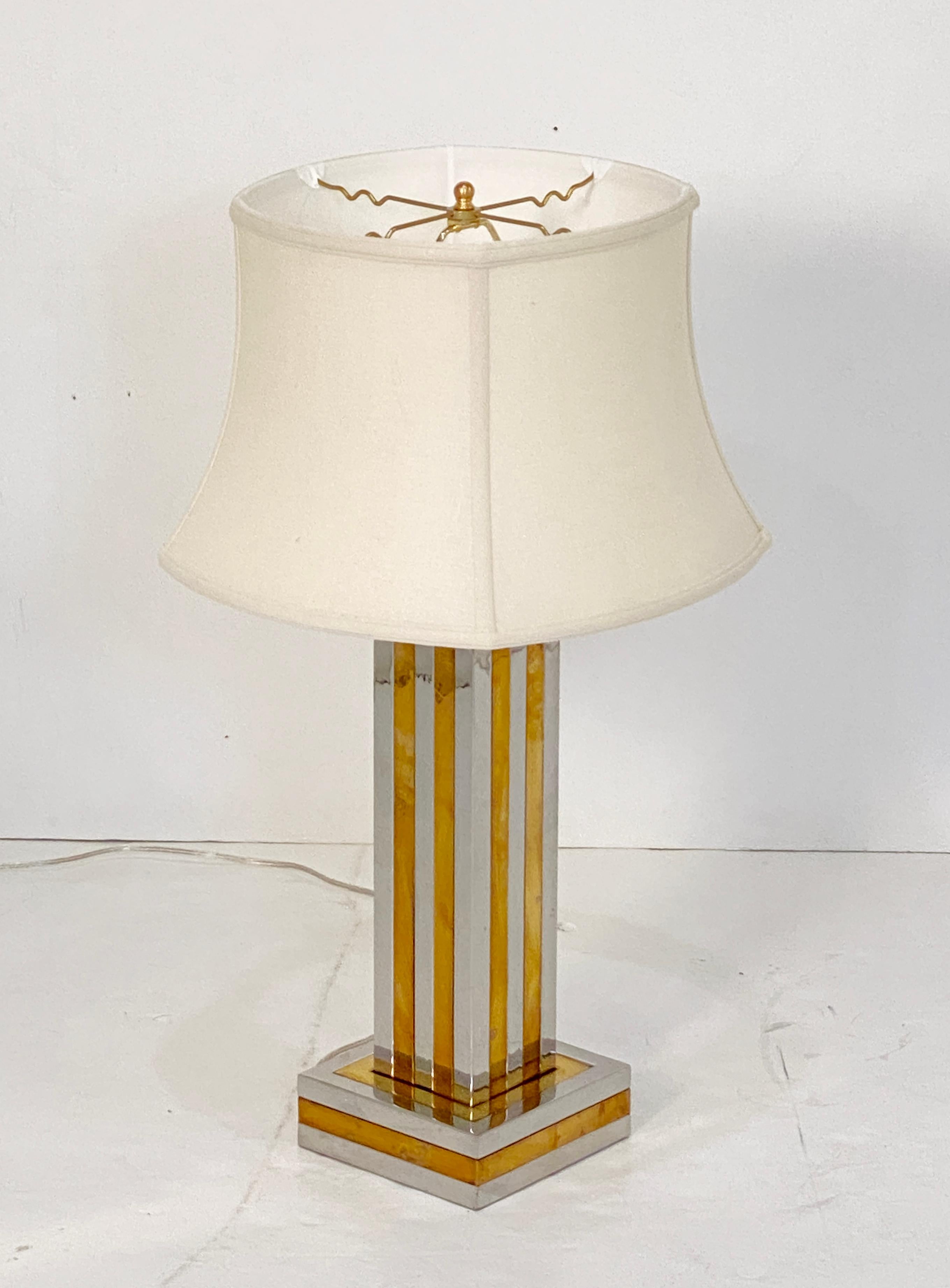 Italian Modern Table Lamp of Chrome and Brass by Romeo Rega im Angebot 6