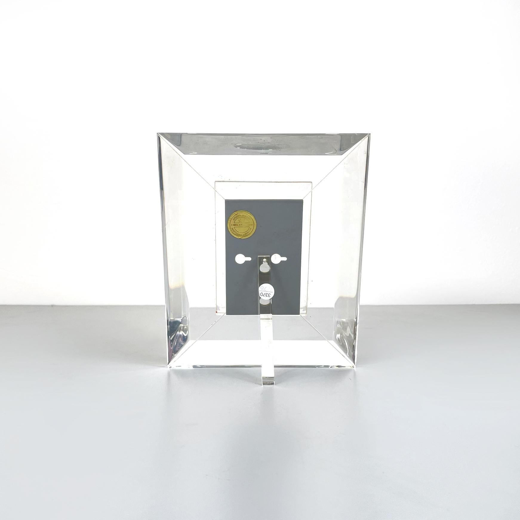 Italian Modern Table Photo Frame in Transparent Plexiglass, 1970s For Sale 1