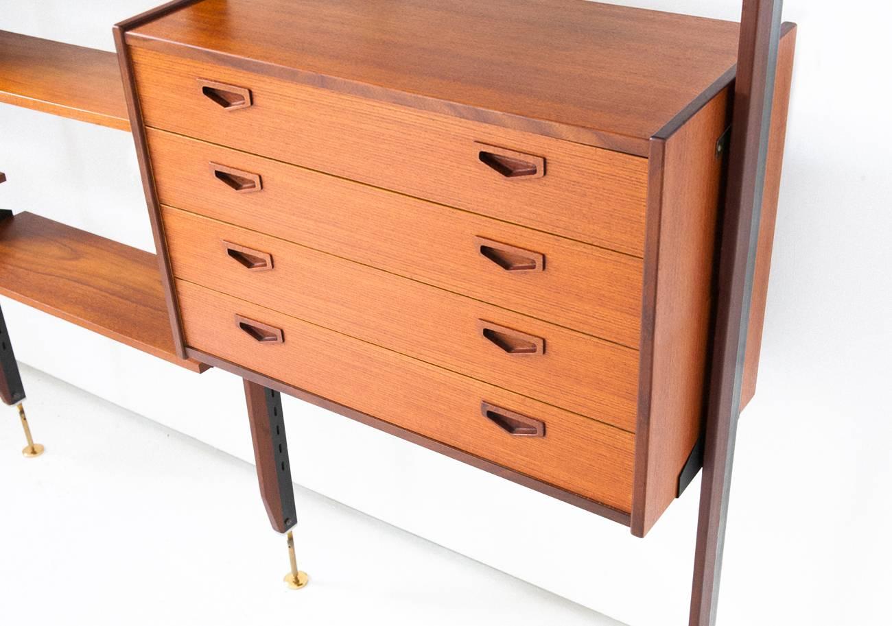 Italian Modern Teak Brass Floor to Ceiling Wall Unit Bookshelf Library, 1950s 1