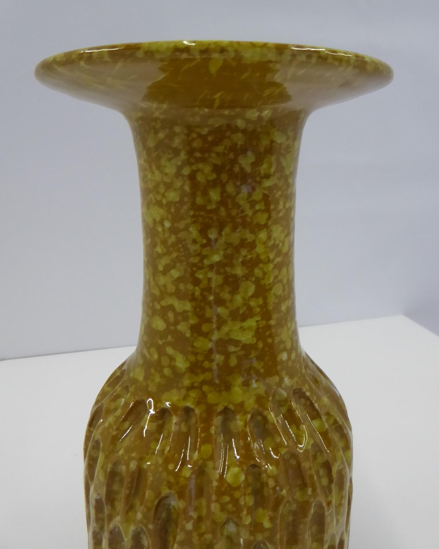 Mid-20th Century Italian Modern Textured Pottery Vase by Fratelli Fanciullacci Bitossi, 1960s