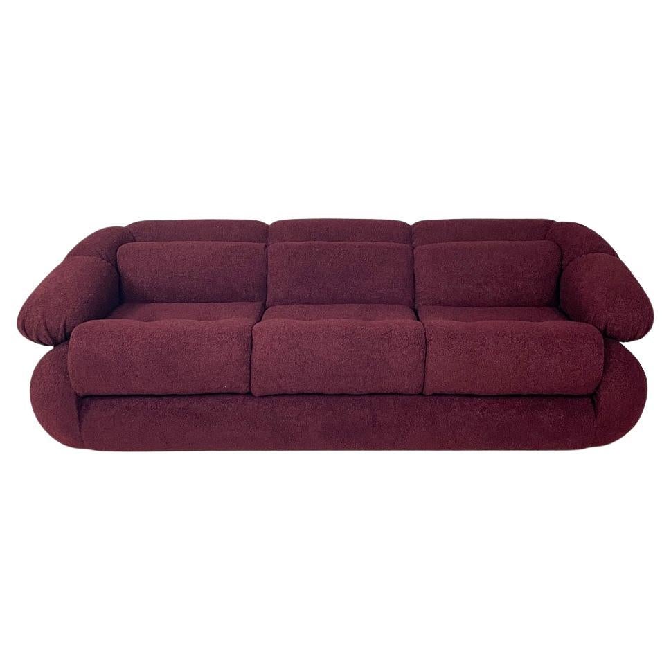 Canapé trois places italien moderne en tissu matelassé bordeaux, années 1970