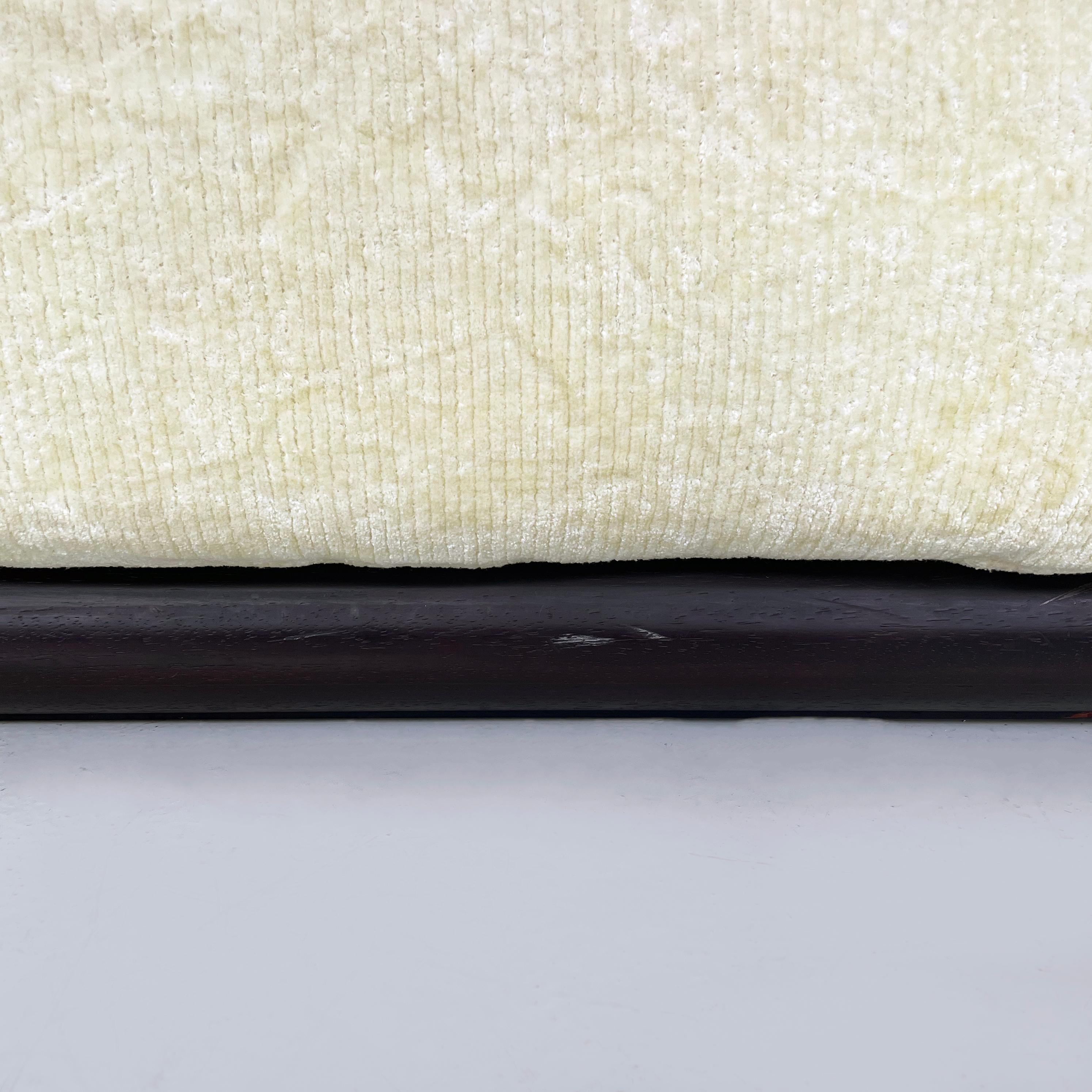Italian modern Three-seater sofa Cornaro by Carlo Scarpa for Simon Gavina, 1980s For Sale 8