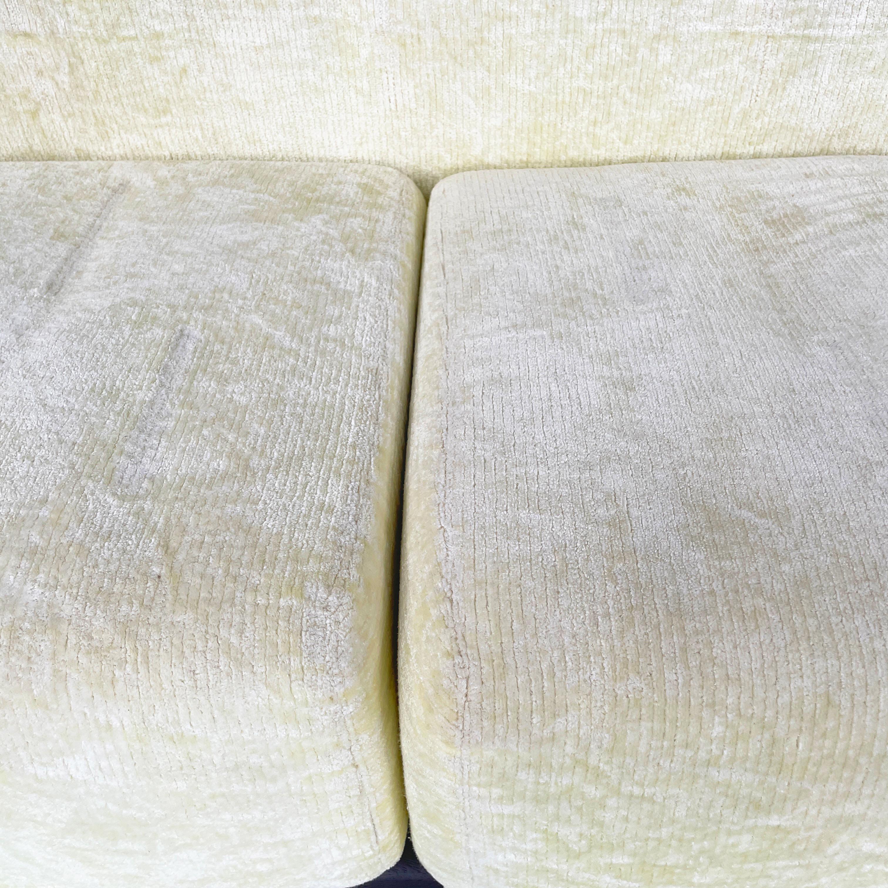 Italian modern Three-seater sofa Cornaro by Carlo Scarpa for Simon Gavina, 1980s For Sale 1