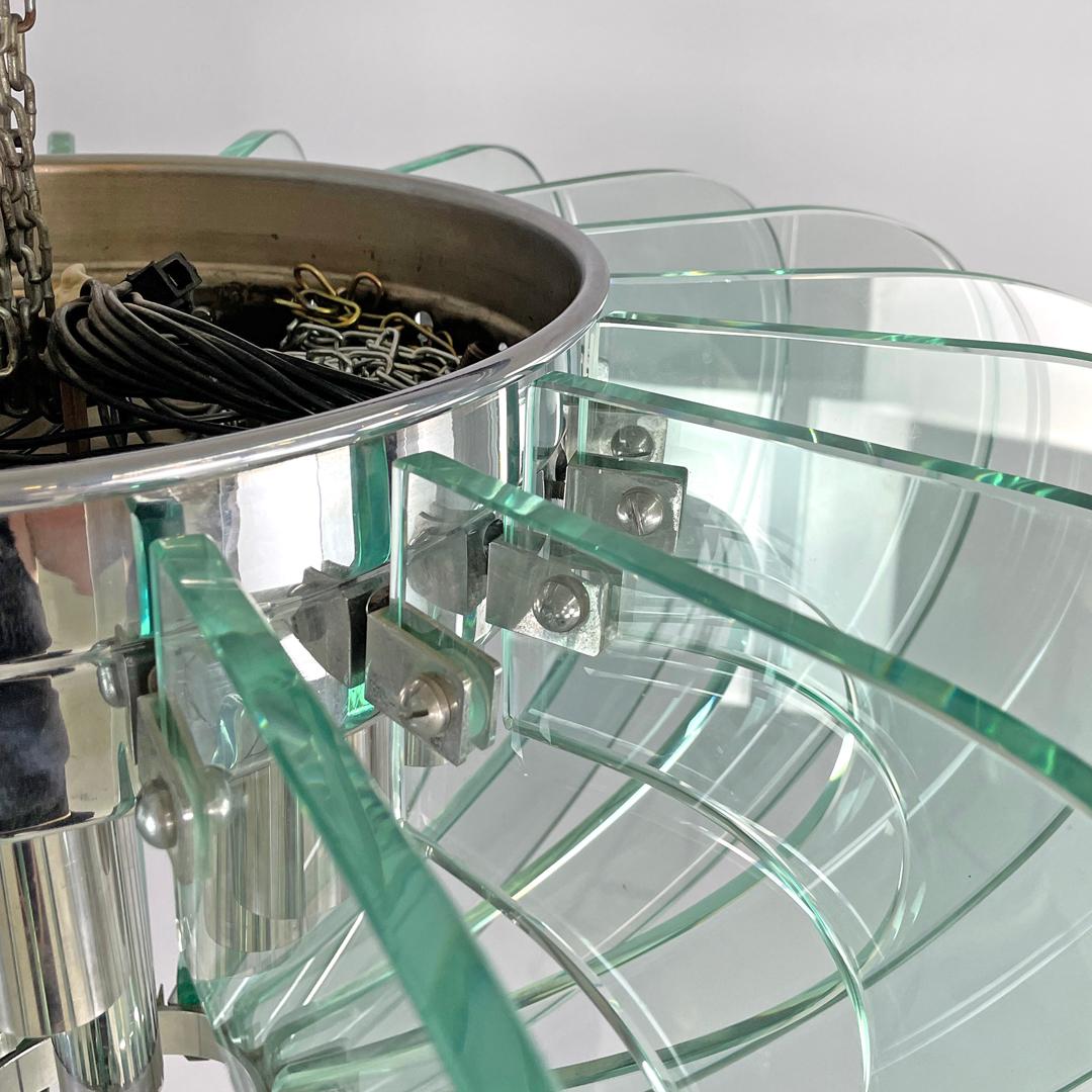 Lampadario moderno italiano in vetro trasparente arrotondato e metallo cromato, anni '70 in vendita 2