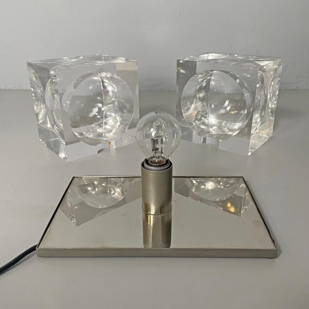 Moderne italienische rechteckige moderne, trasparente Plexiglas-Tischlampe, 1970er Jahre im Angebot 5
