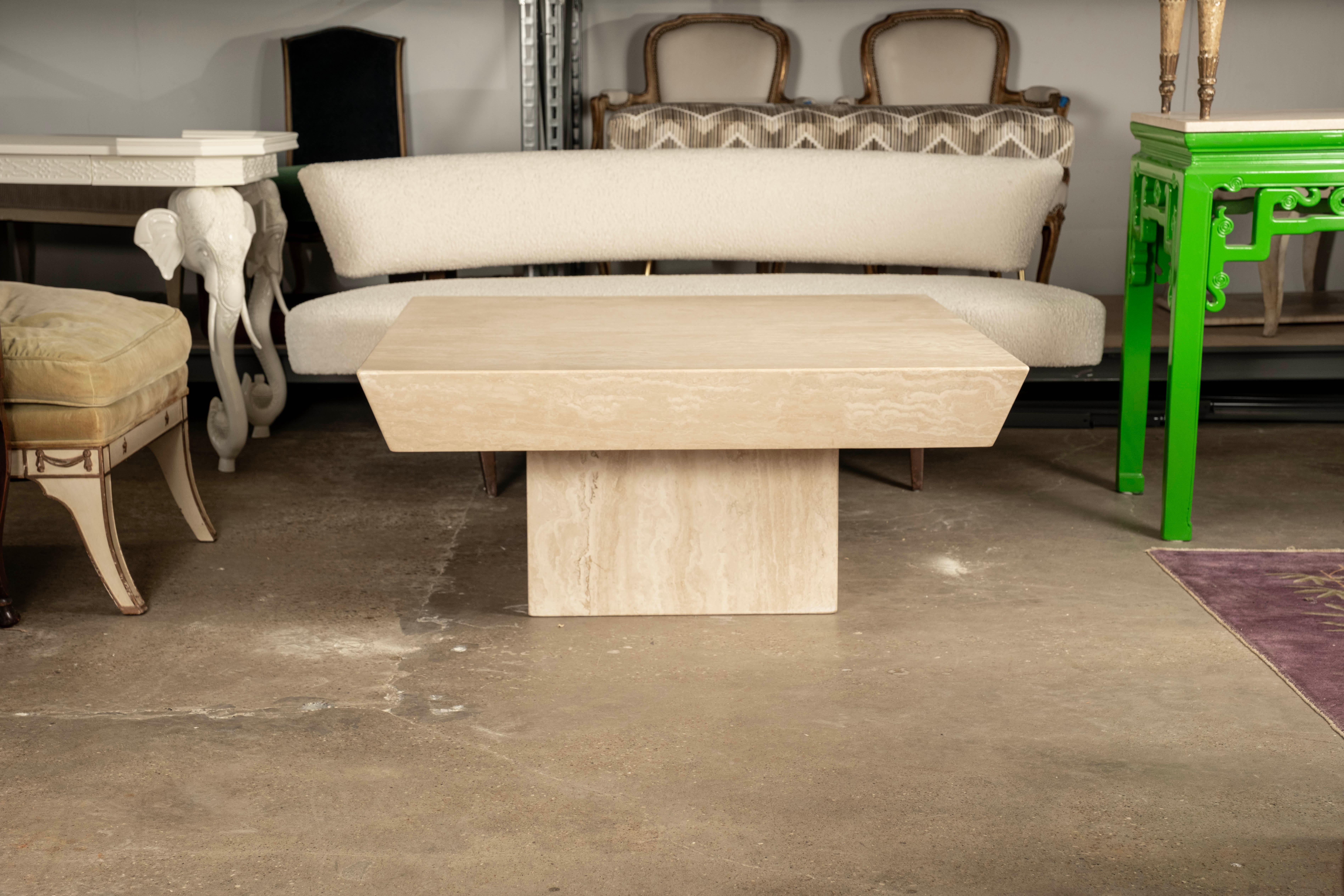 Italian Modern Travertine Coffee Table Attributed To Angelo Mangiarotti For Sale 1