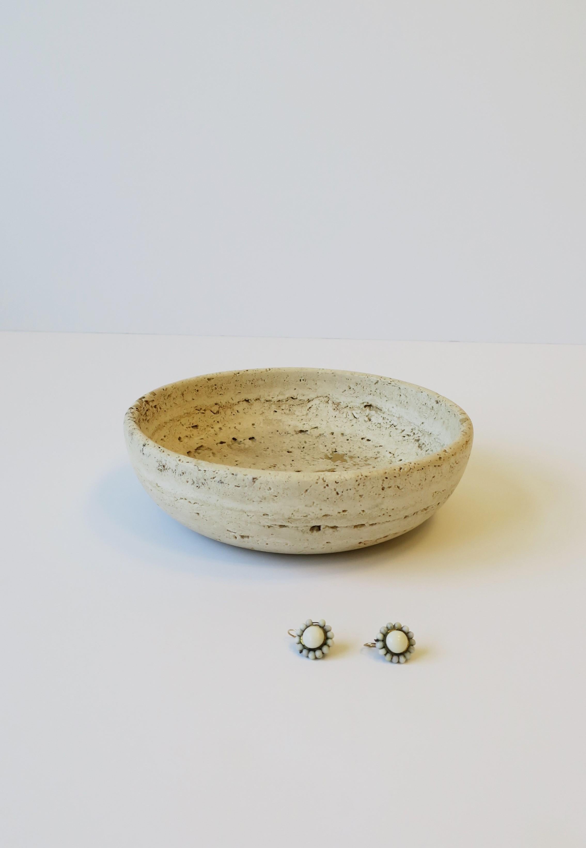 Italian Travertine Marble Bowl, Italy 1970s For Sale 2