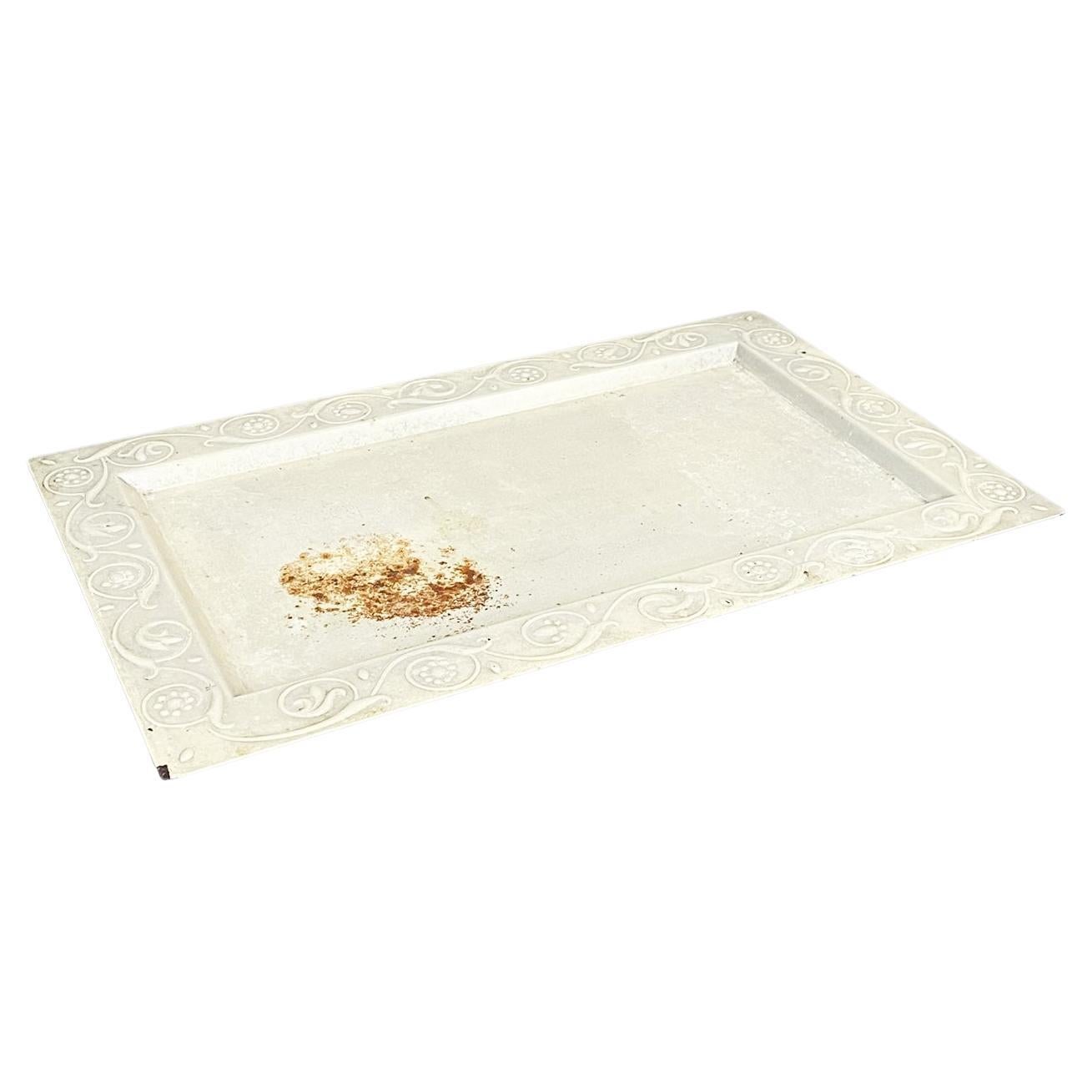 Italian Modern Tray in Beige Iron with Curls Pattern Decorations, 1990s For Sale