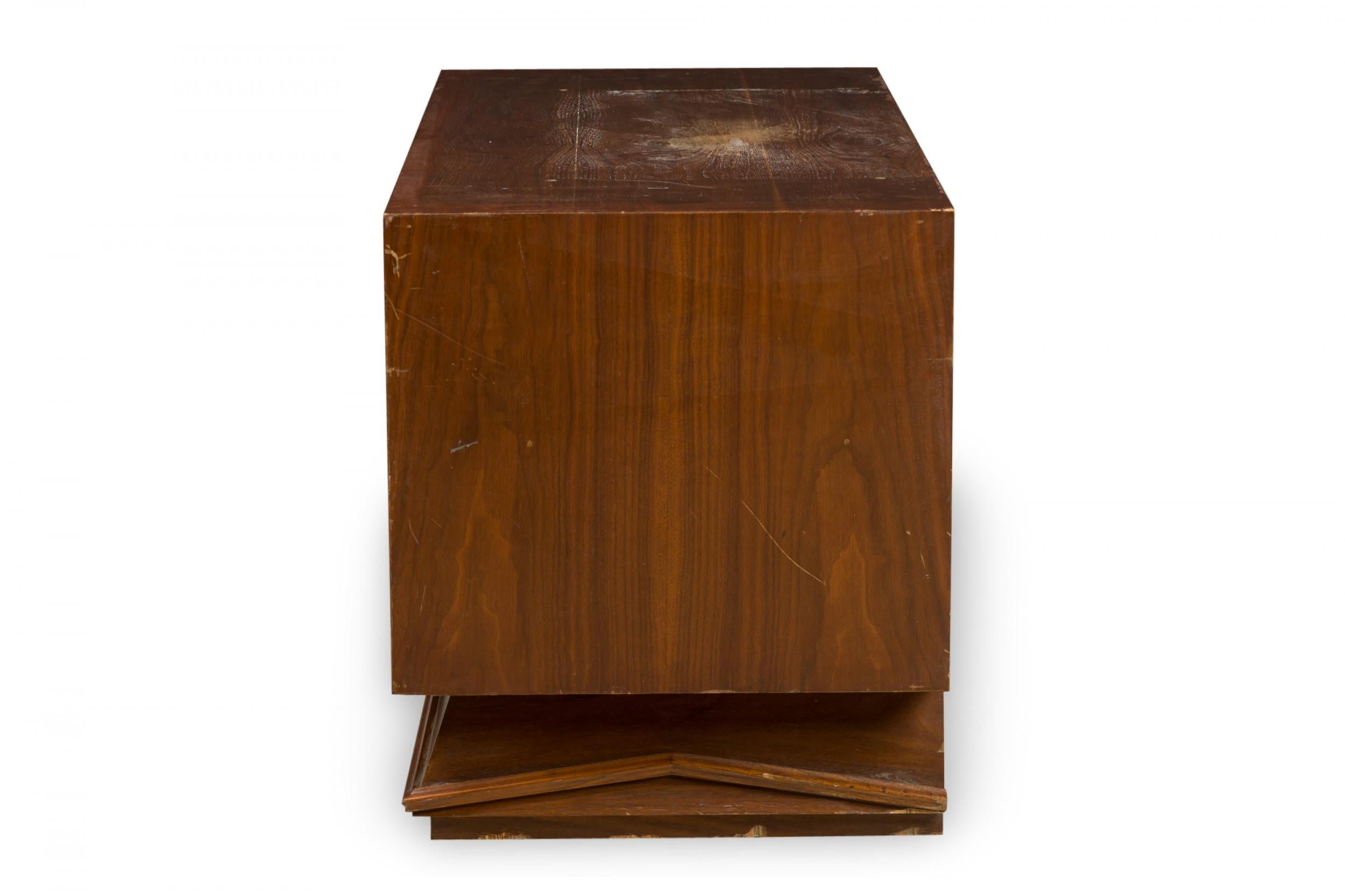 Mid-Century Modern Italian Modern Two Drawer Bedside Table / Night Stand, manner of Gio Ponti For Sale
