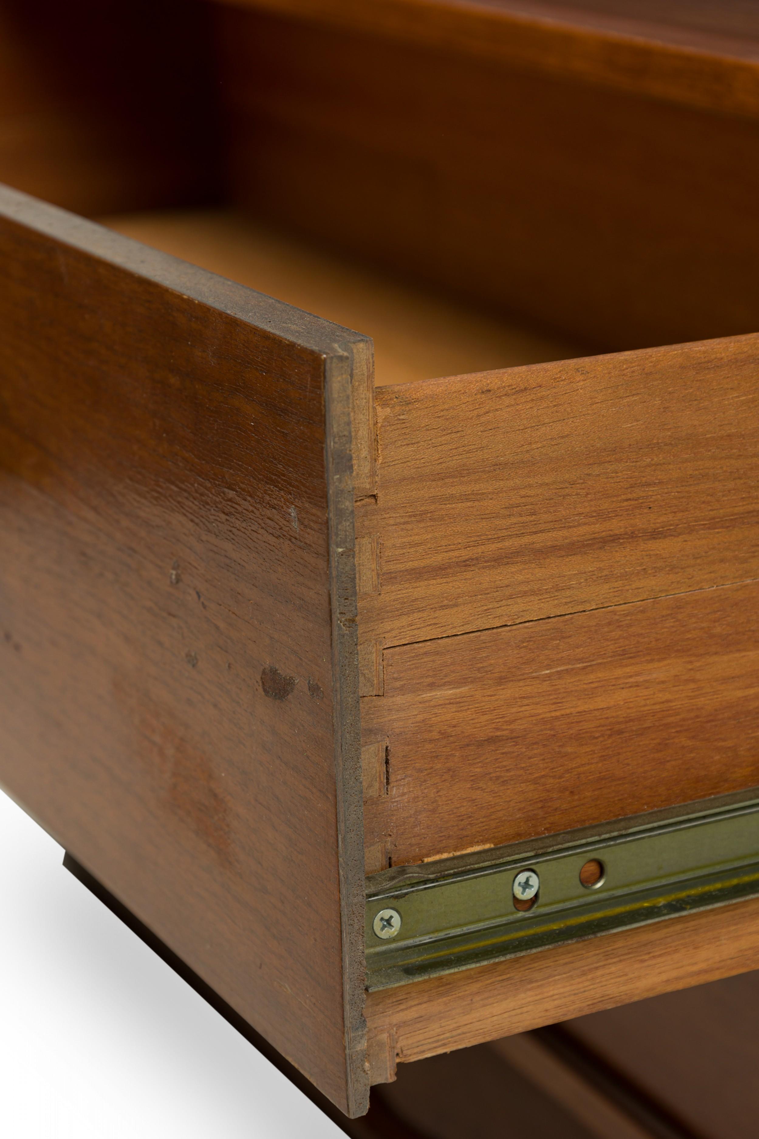 Italian Modern Two Drawer Bedside Table / Night Stand, manner of Gio Ponti In Good Condition For Sale In Queens, NY