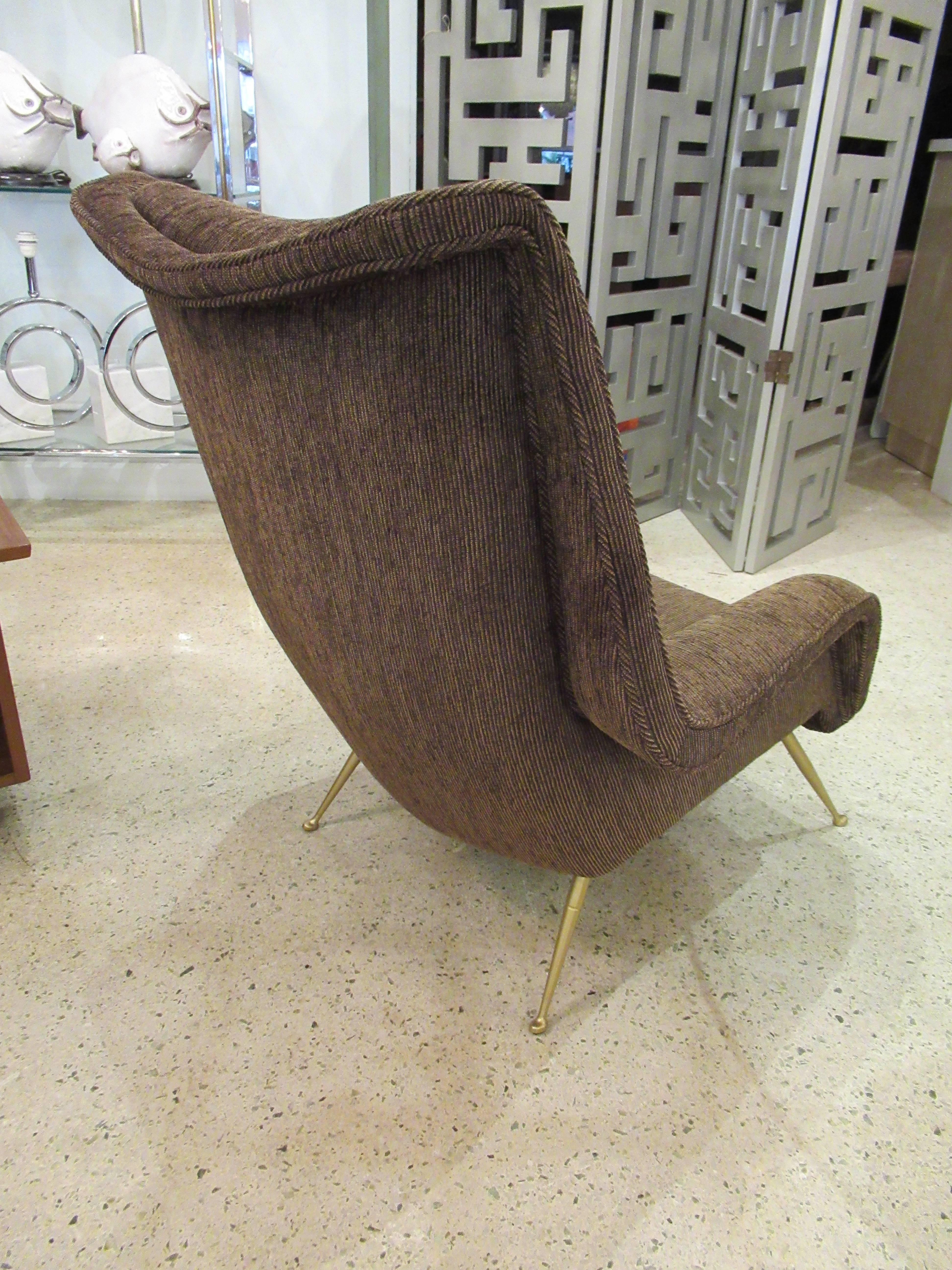 Mid-20th Century Italian Modern Upholstered Armchair, Carlo di Carli, 1950's For Sale