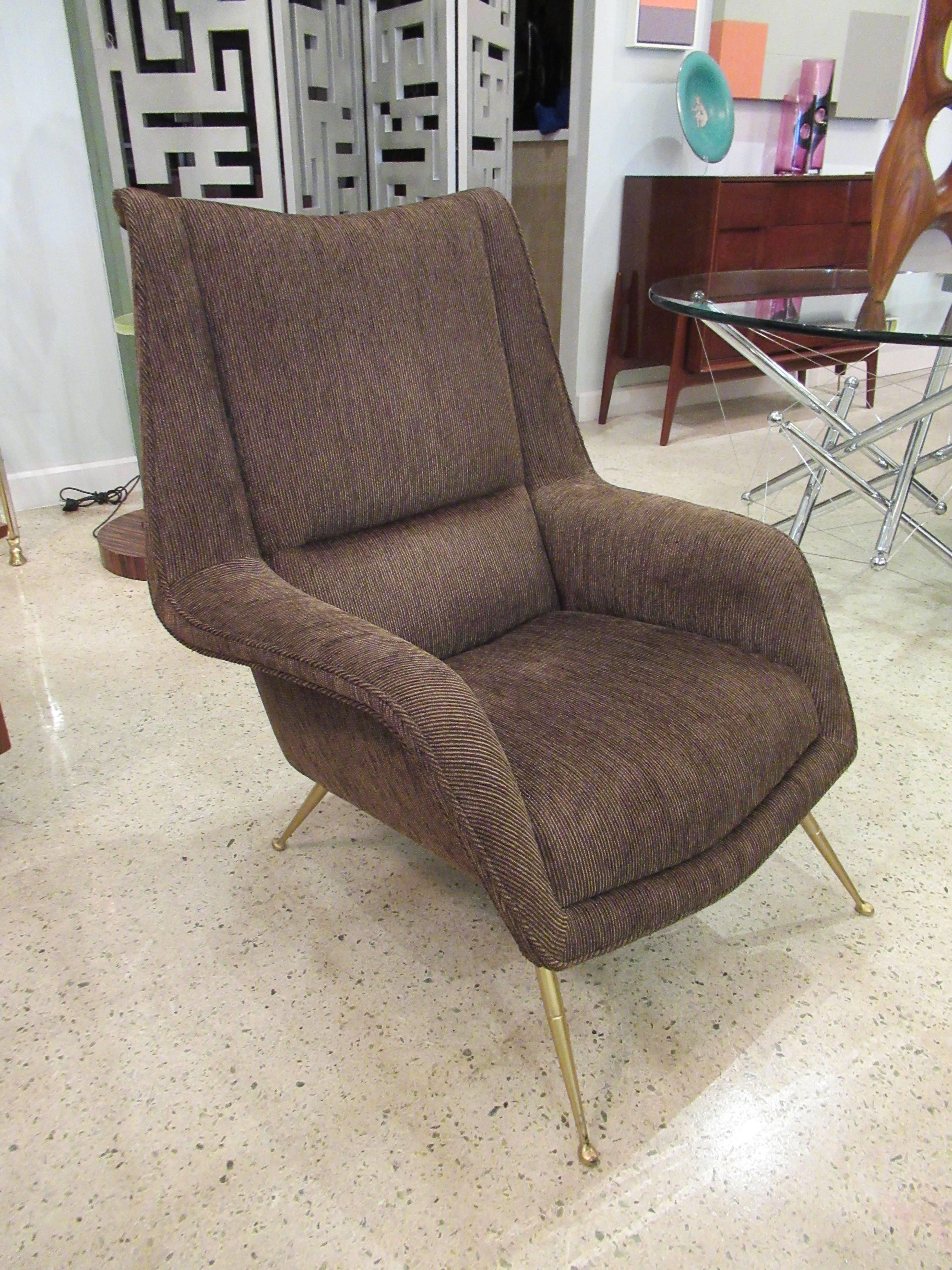 Italian Modern Upholstered Armchair, Carlo di Carli, 1950's For Sale 2