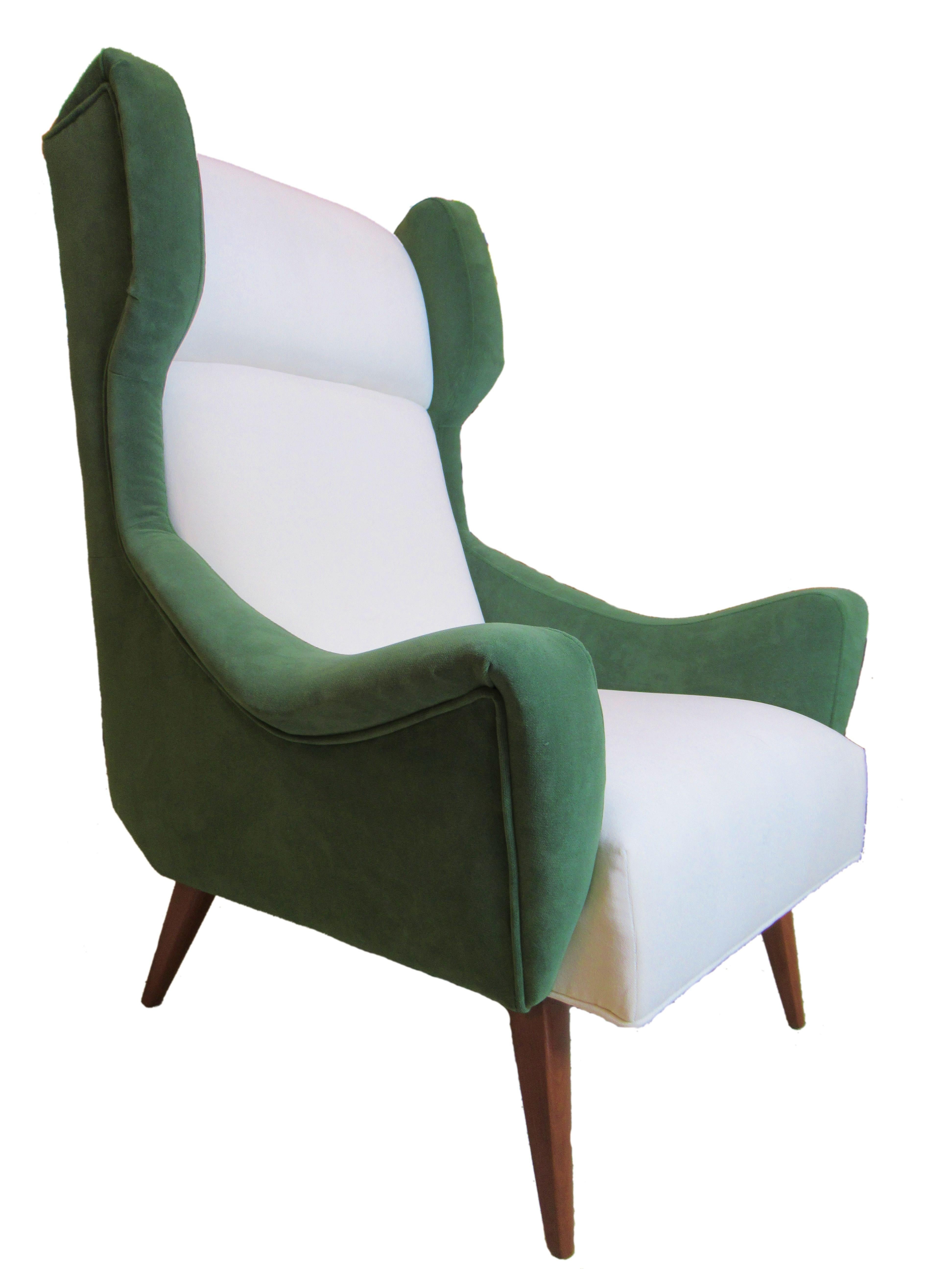 Mid-Century Modern Italian Modern Upholstered Wing Chair, Gio Ponti, 1950's For Sale