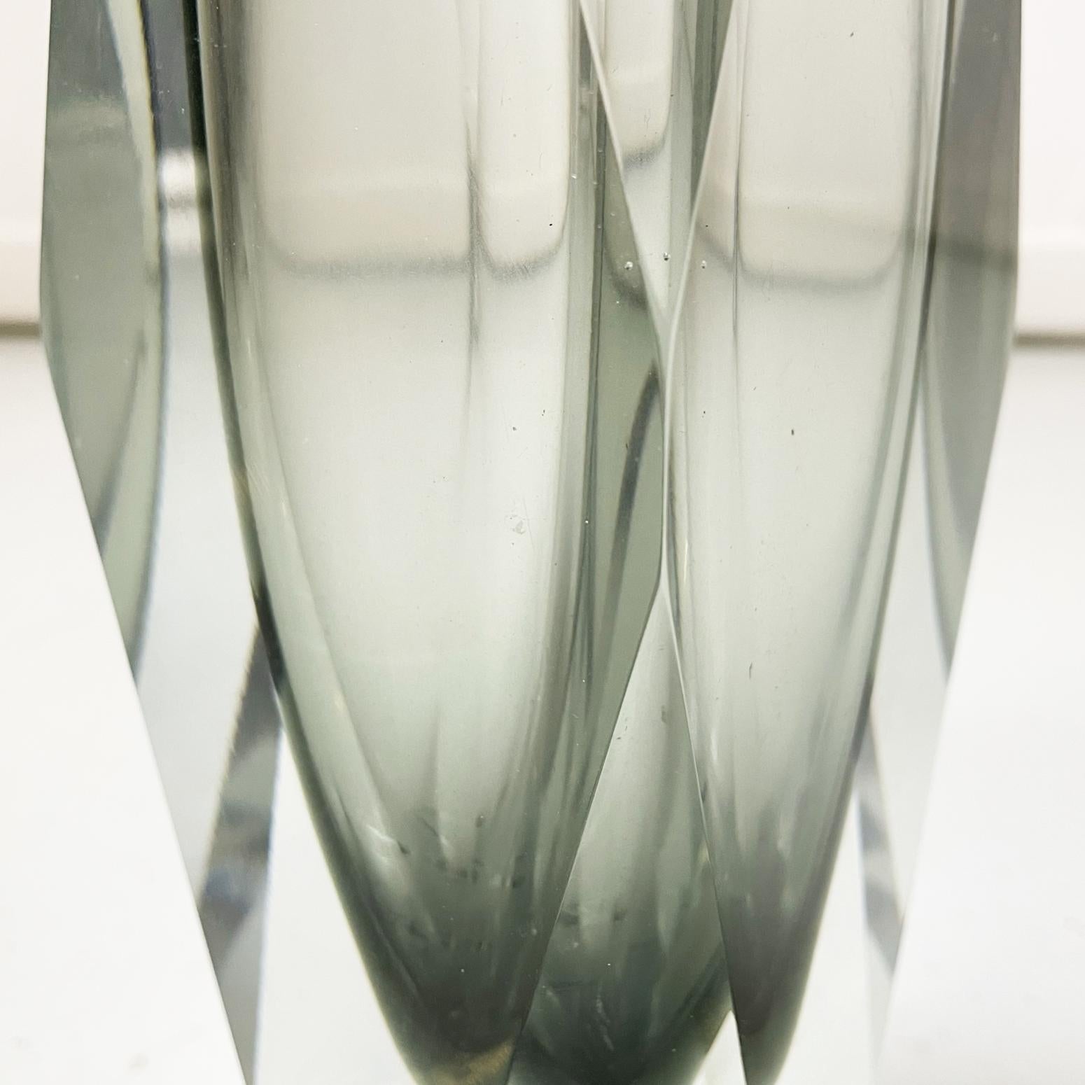 Italian Modern Vase in Grey Murano Glass from the I Sommersi Series, 1970s For Sale 3