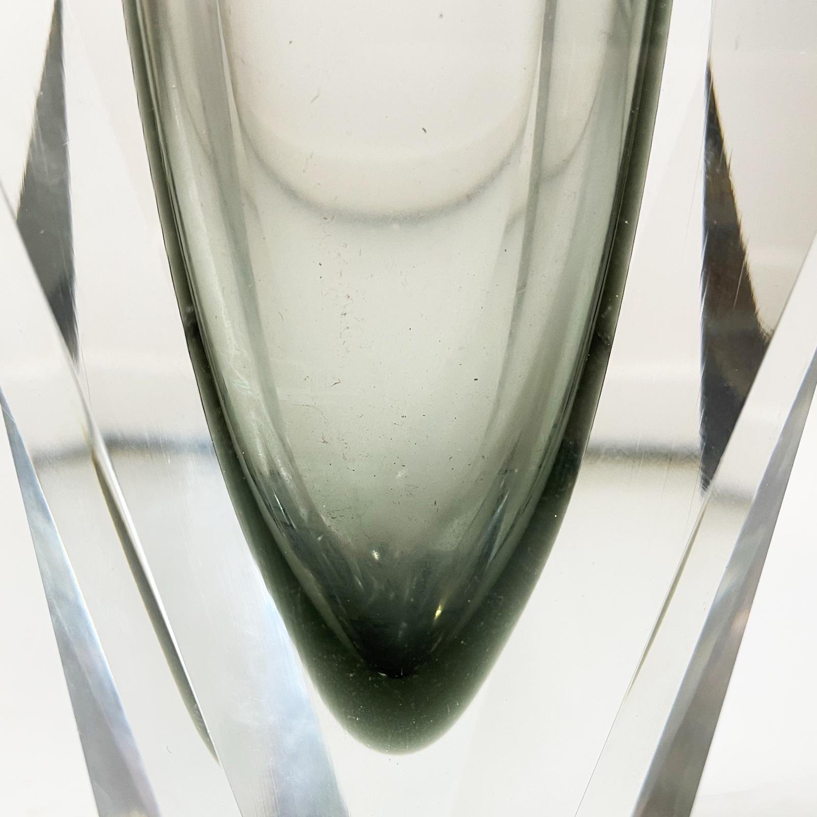 Moderne italienische Vase aus grauem Muranoglas aus der Serie I Sommersi, 1970er Jahre im Angebot 2