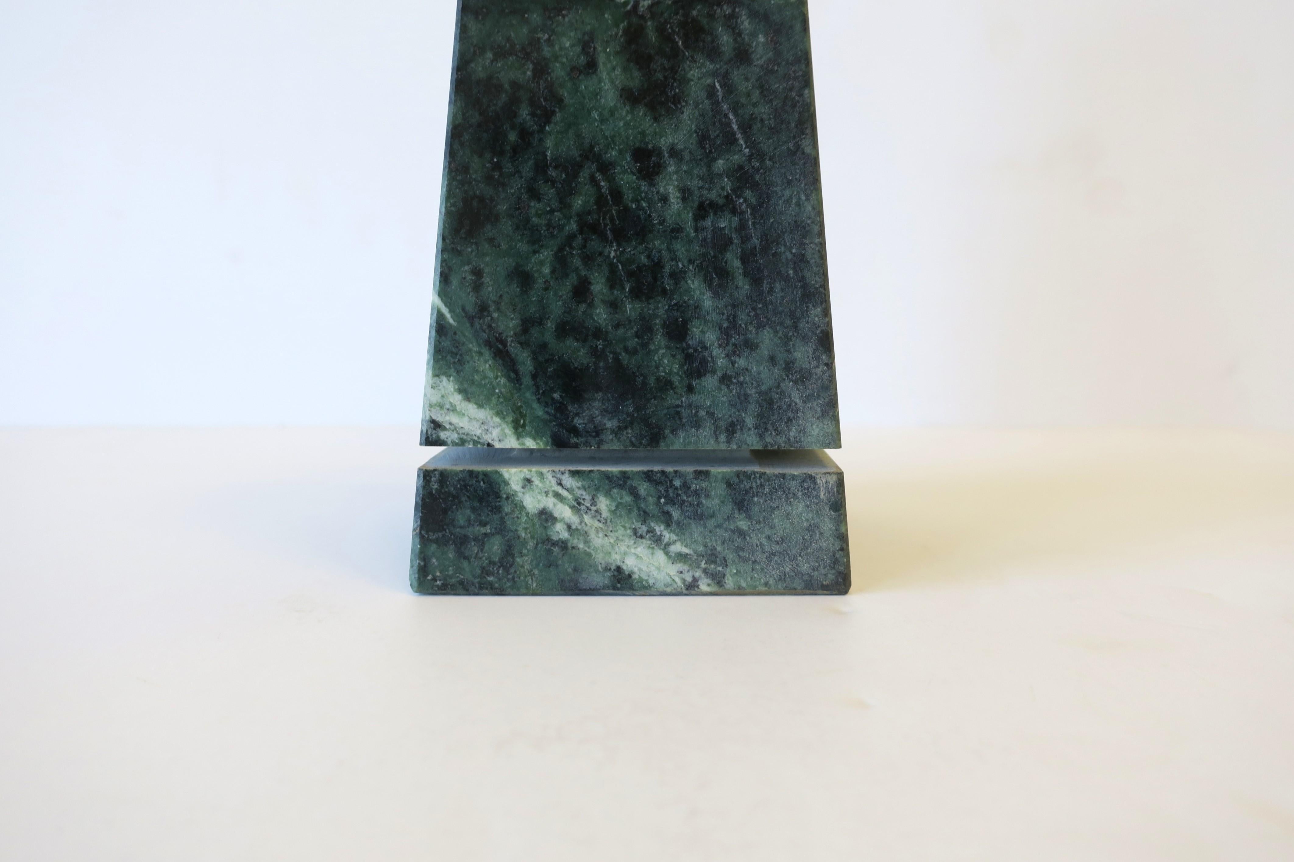 Italian Modern Dark Green Marble Obelisk Sculpture, circa 1970s For Sale 13