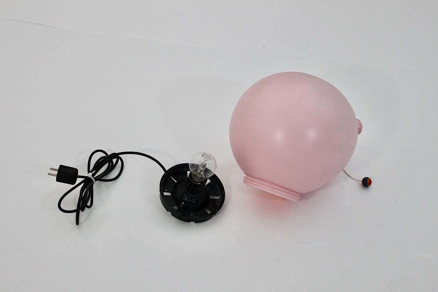 Italian Modern Vintage Pink Plastic Balloon Table Lamp Sconce Yves Christin, 1980 For Sale 7
