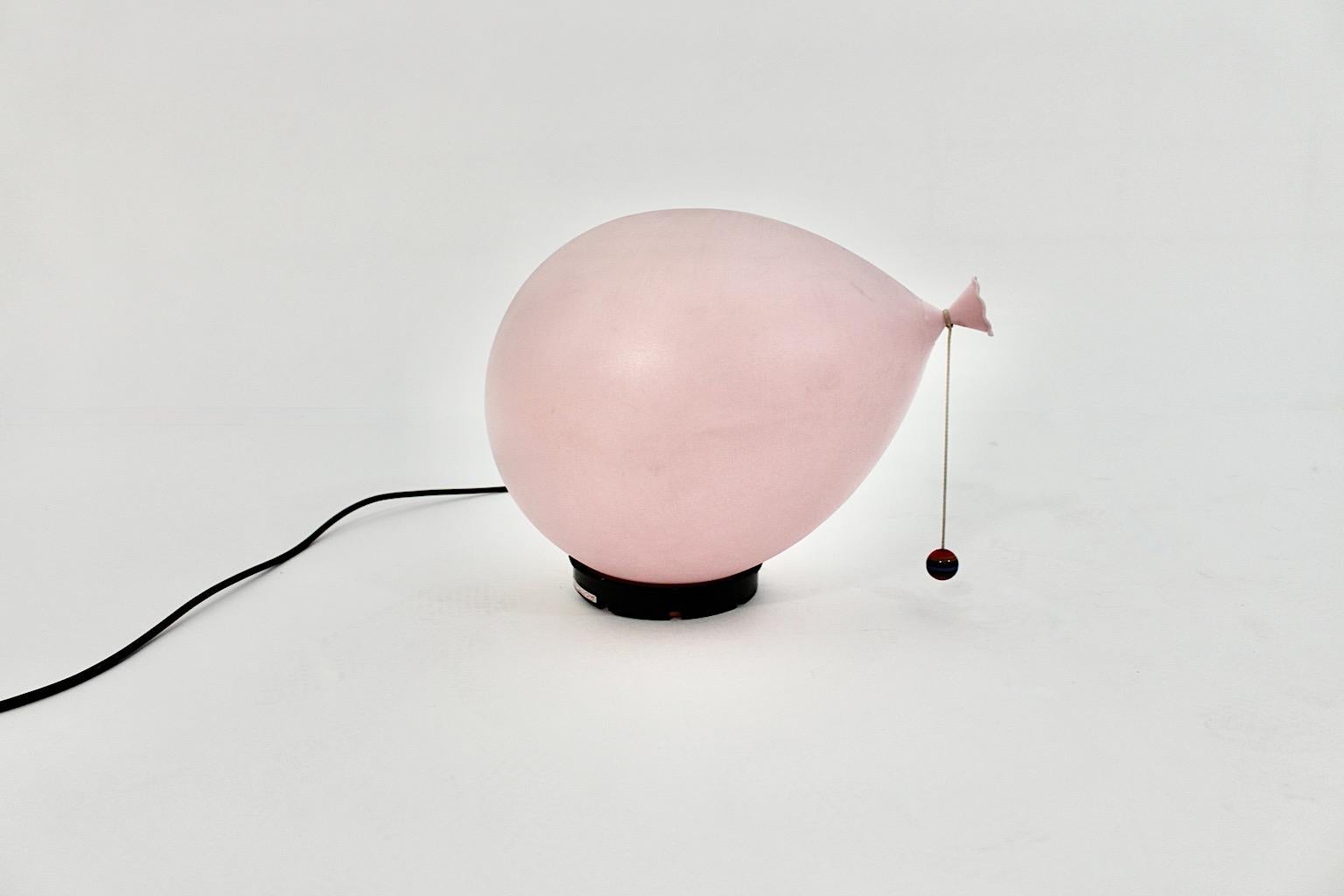 Late 20th Century Italian Modern Vintage Pink Plastic Balloon Table Lamp Sconce Yves Christin, 1980 For Sale
