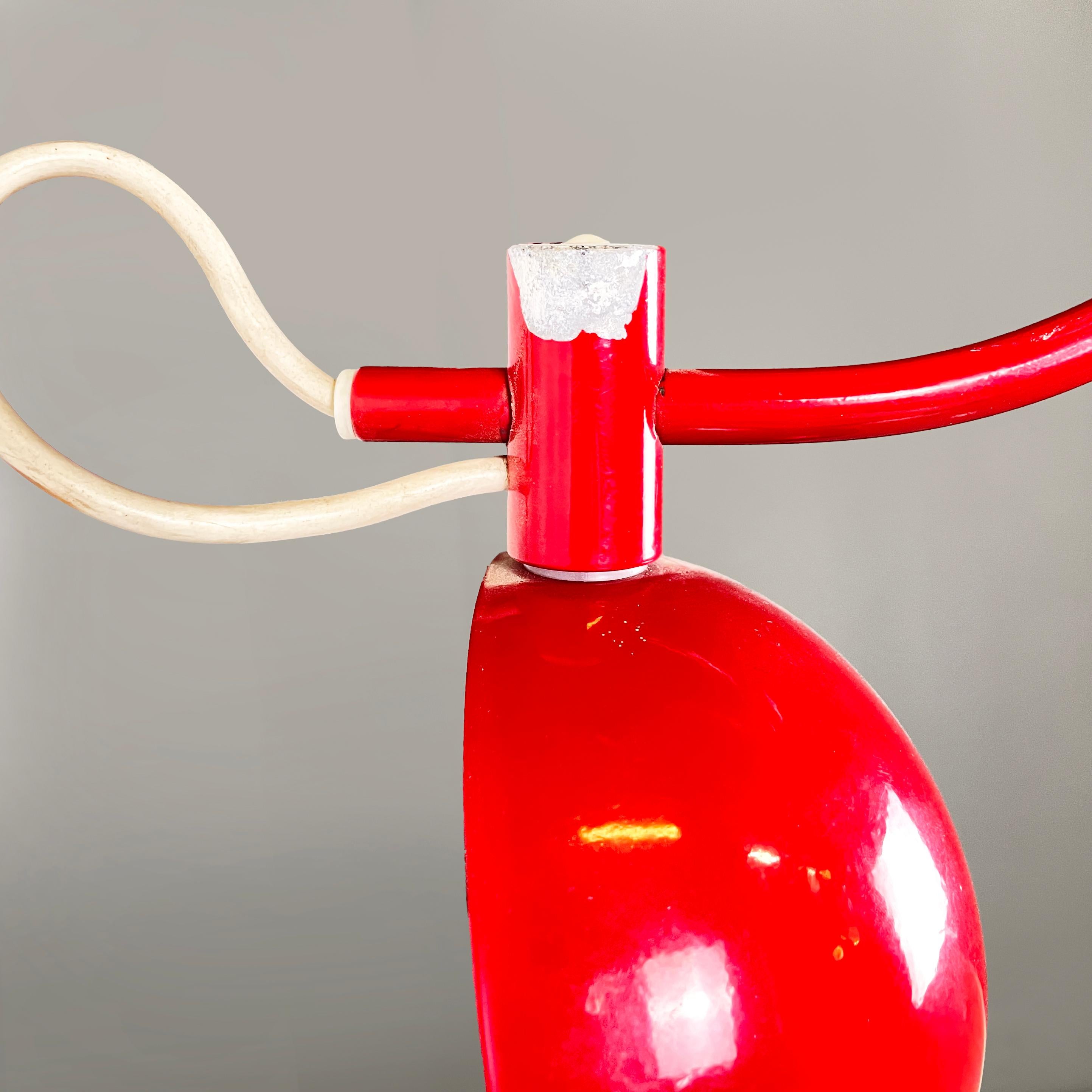 Italian modern Wall adjustable arm lamp in red and white metal, 1970s in vendita 6