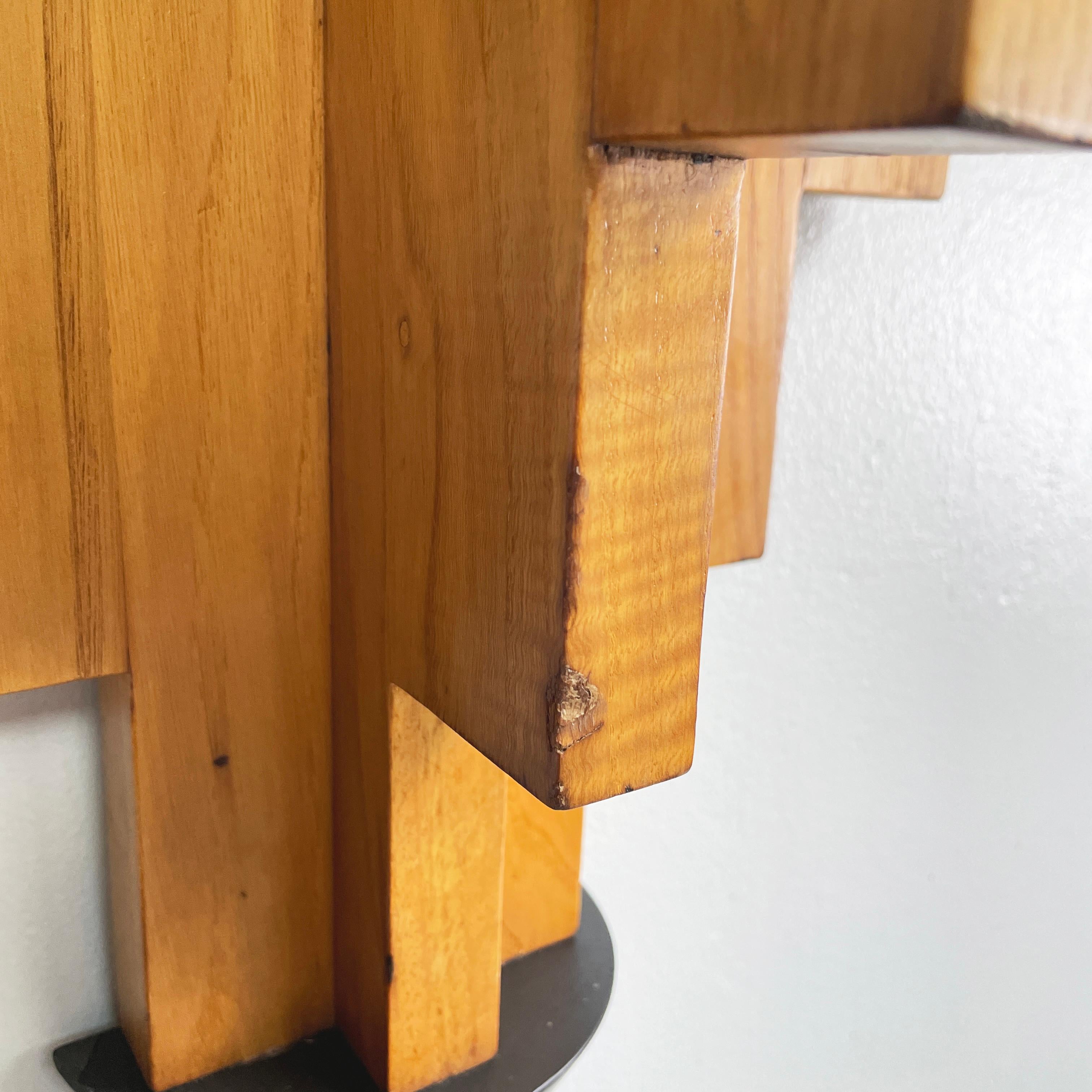 Italienisches modernes geometrisches Wandregal aus Holz, modern, 1980er Jahre im Angebot 8