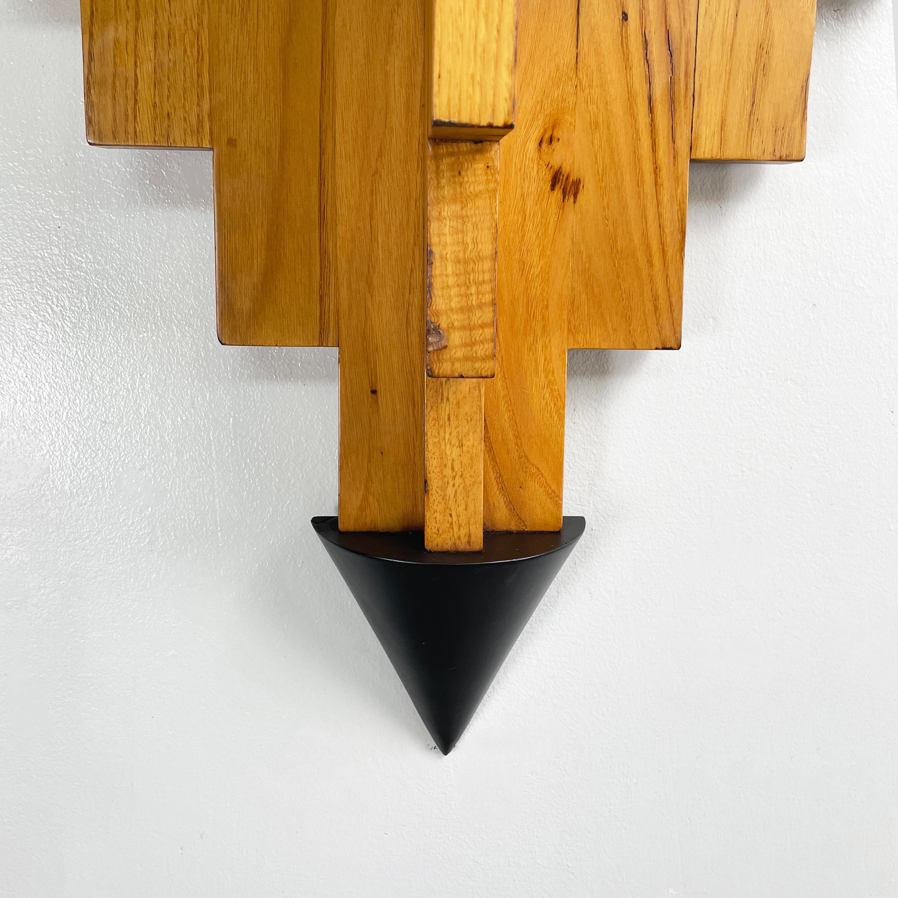 Italienisches modernes geometrisches Wandregal aus Holz, modern, 1980er Jahre im Angebot 9