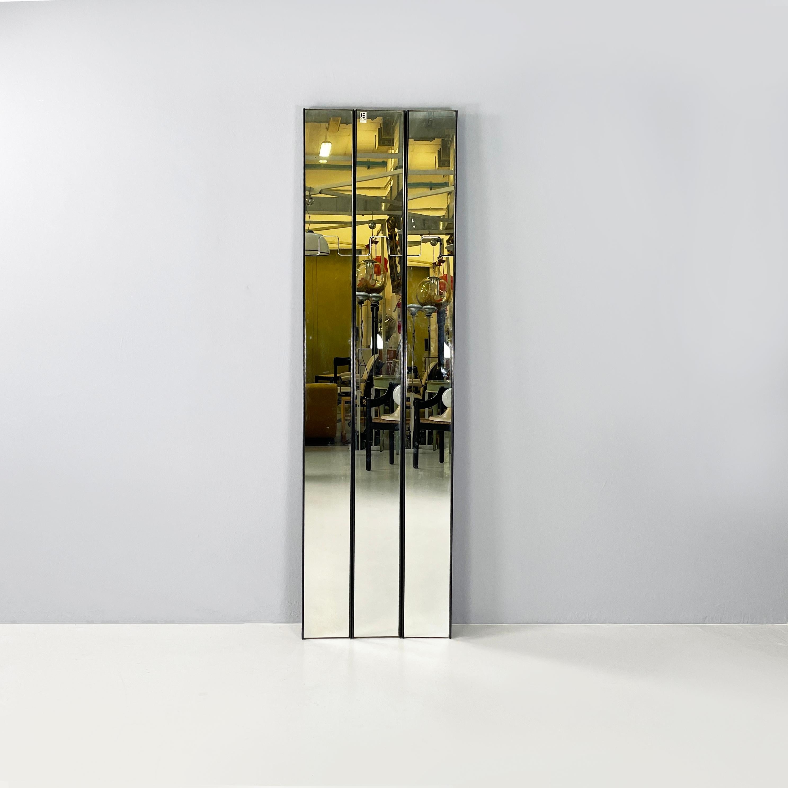 Modern Italian modern wall mirror hanger Gronda by Luciano Bertoncini for Elco, 1970s For Sale