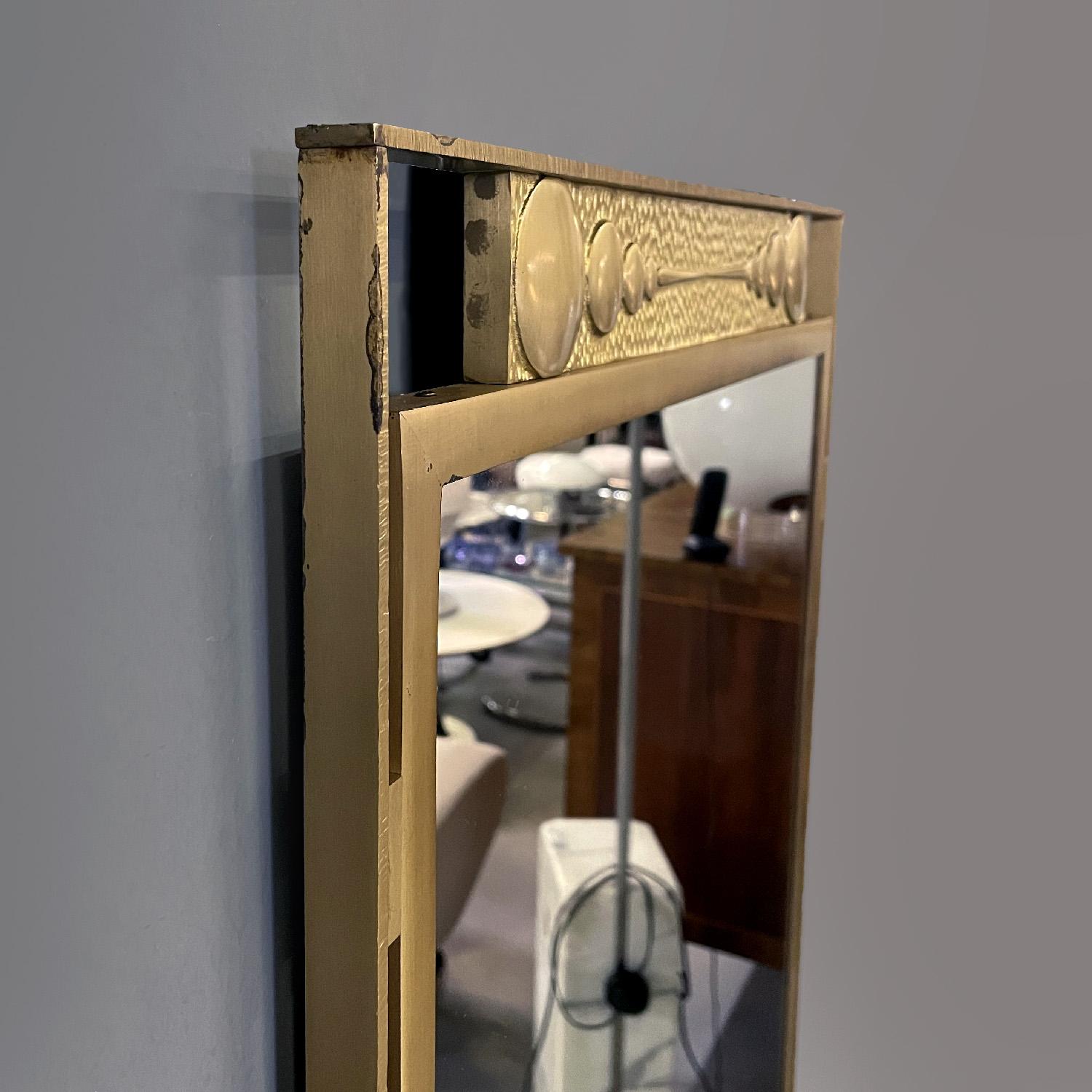 Late 20th Century Italian modern wall mirror in golden metal with geometric decorations, 1980s For Sale