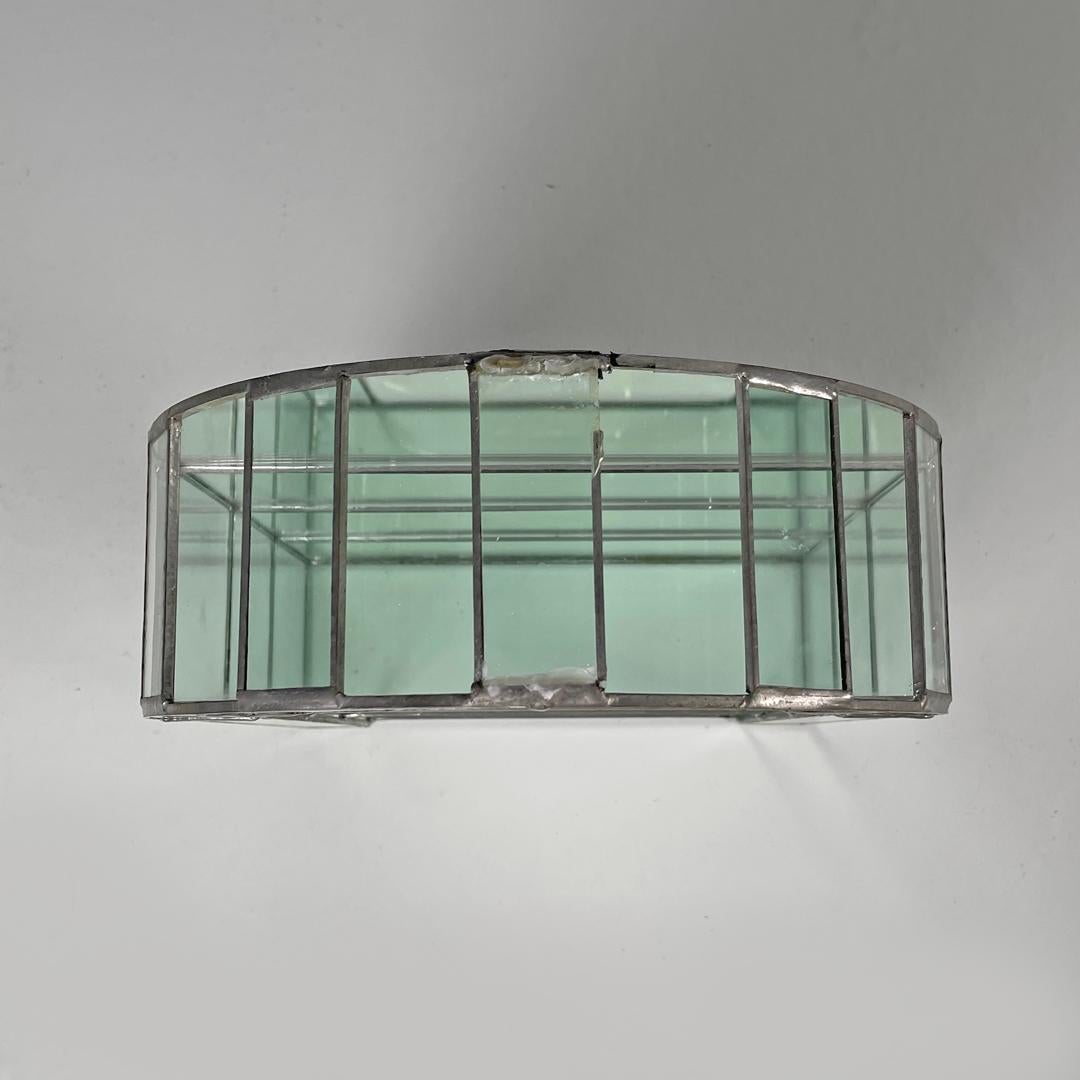 Italian modern welded glass and mirror display with three shelves, 1980s 4