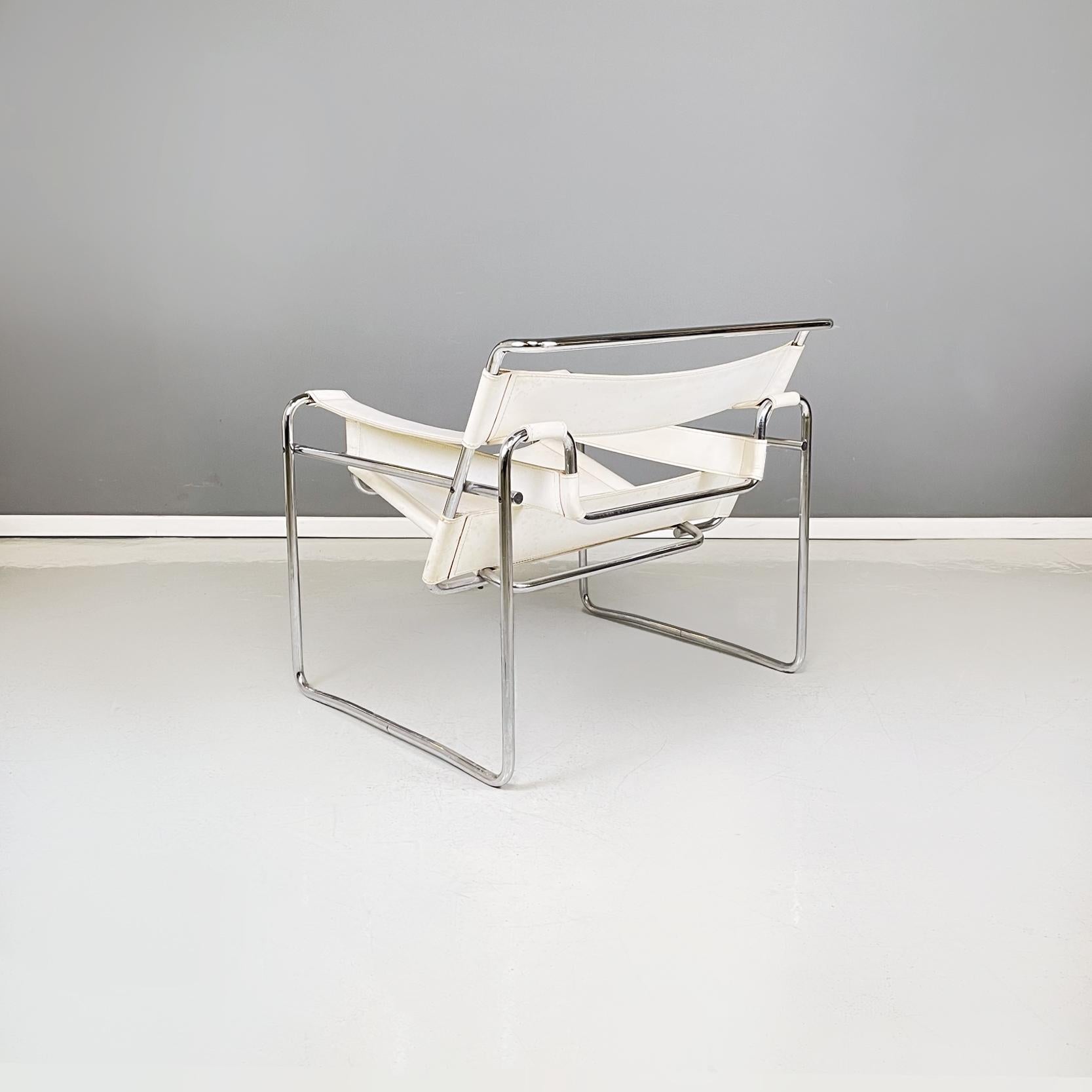 Italian Modern White Armchair Wassily B3 by Marcel Breuer for Gavina, 1960s In Fair Condition For Sale In MIlano, IT