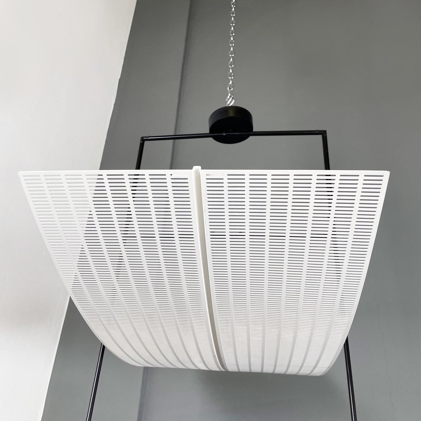 Italian modern White black metal Chandelier Zefiro by Botta for Artemide, 1990s For Sale 1