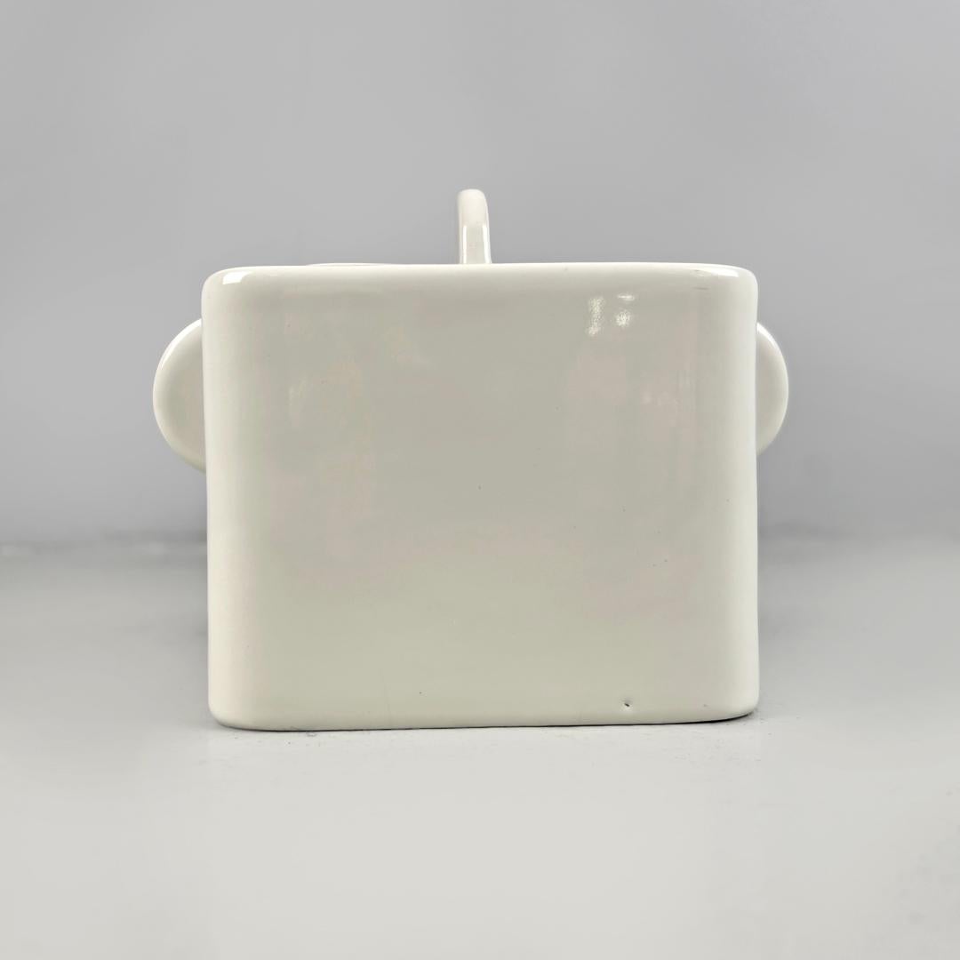 Tetera moderna italiana de cerámica blanca Angelo Mangiarotti Fratelli Brambilla, años 70 en Bueno estado para la venta en MIlano, IT