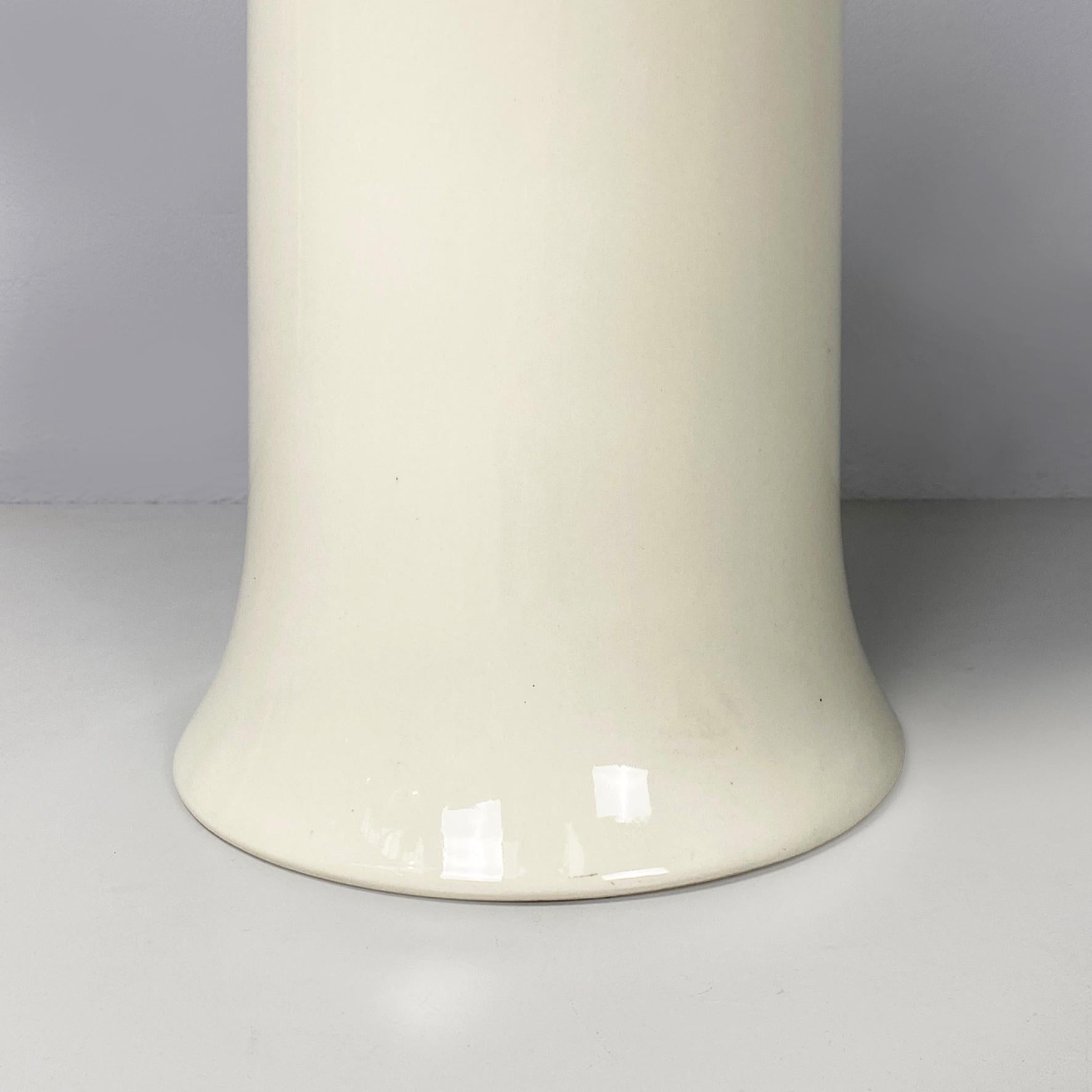Italian modern white ceramic umbrella stand Mangiarotti Fratelli Brambilla 1970s For Sale 2