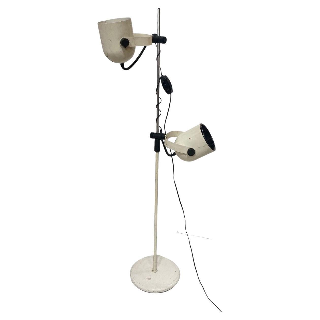 Italian Modern White Enameled Double Spot Floor Lamp, 1970 For Sale
