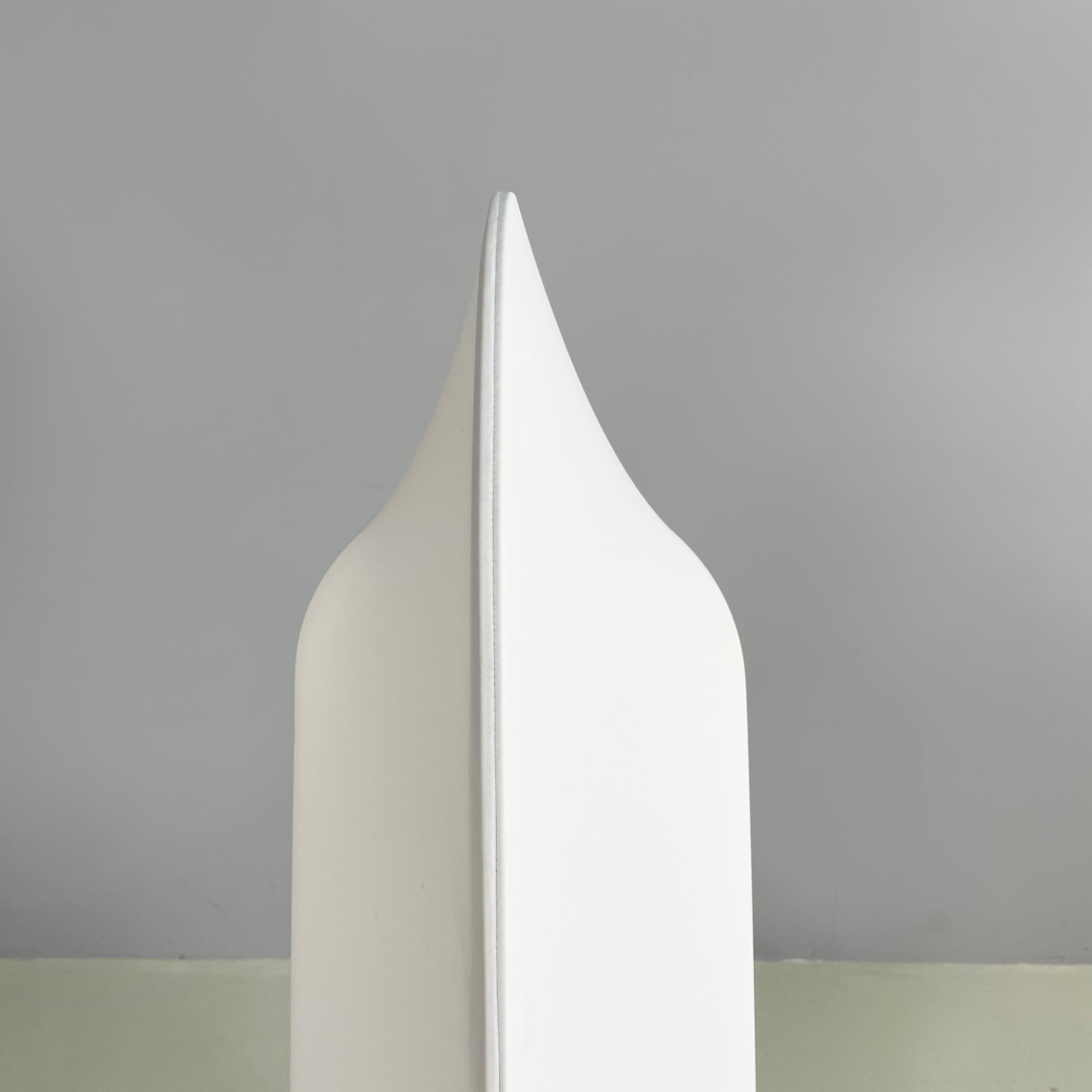 Lámpara de pie italiana moderna Kazuki blanca de Kazuhide Takahama para Sirrah, años 80 Acero en venta
