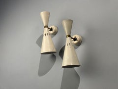 Applique moderne italiane, metallo laccato bianco, ottone, Italia, anni '60