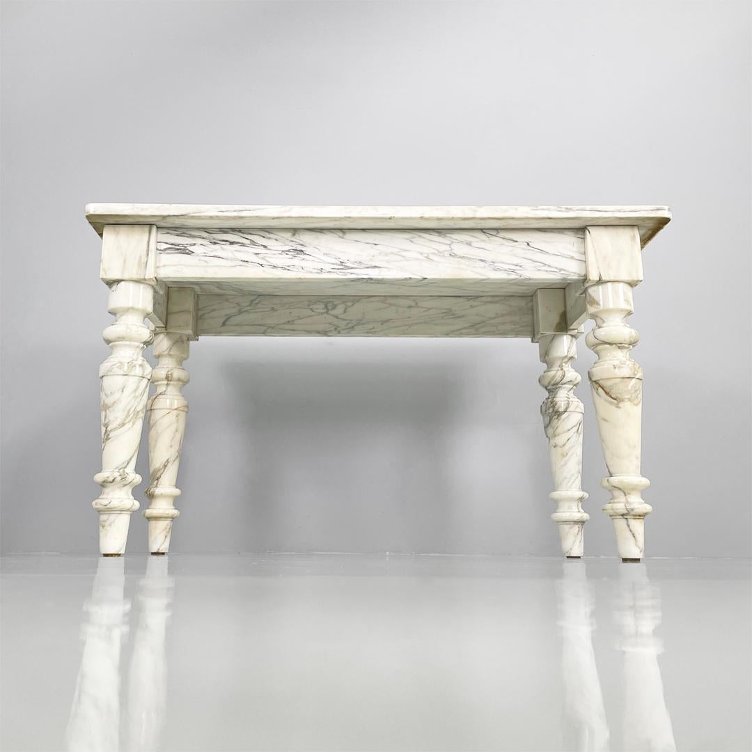 Fin du 20e siècle Table de salle à manger moderne italienne en marbre blanc Rilievo par Aldo Rossi, années 1980 en vente