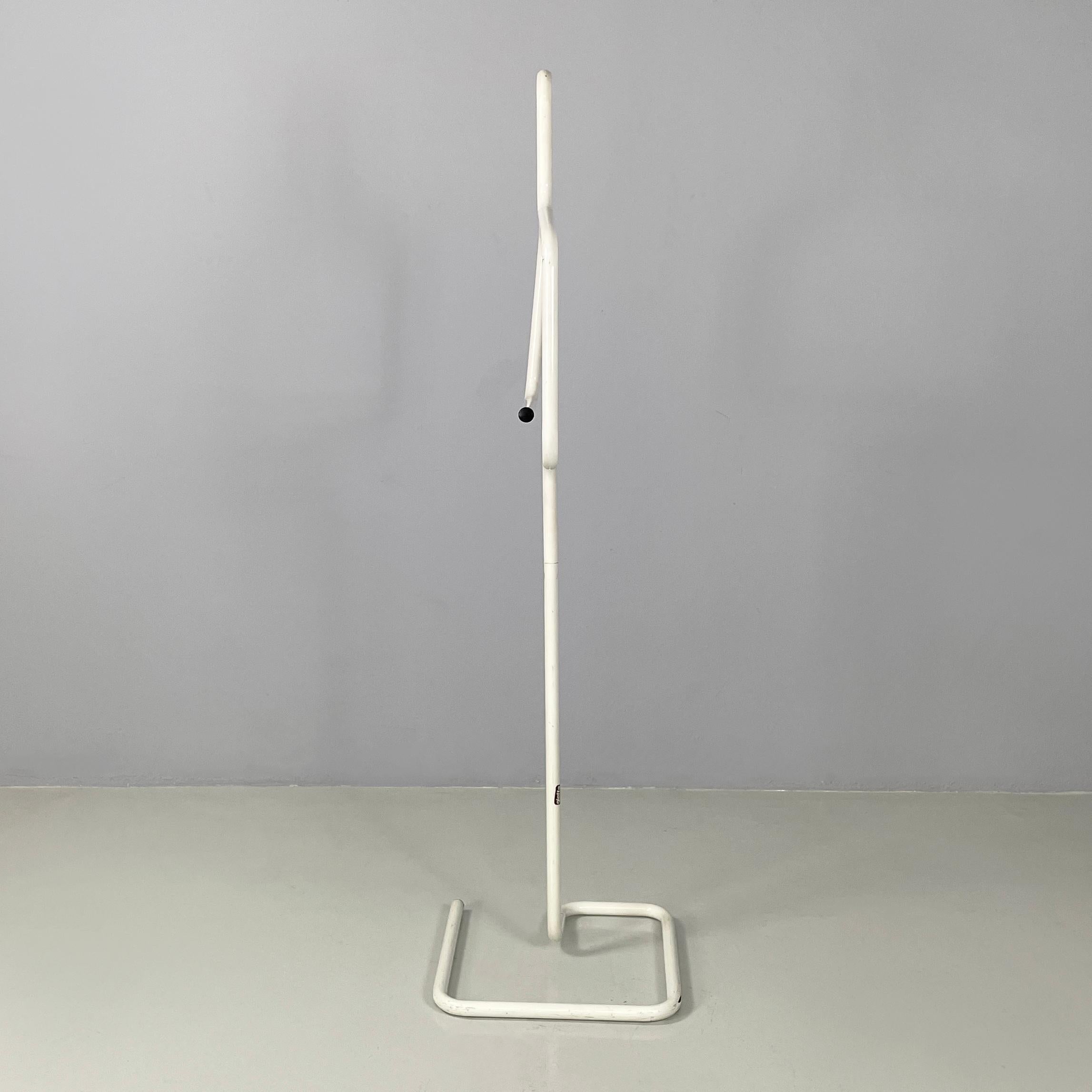Modern Italian modern White metal valet stand coat hanger by Gieffe, 1970s For Sale