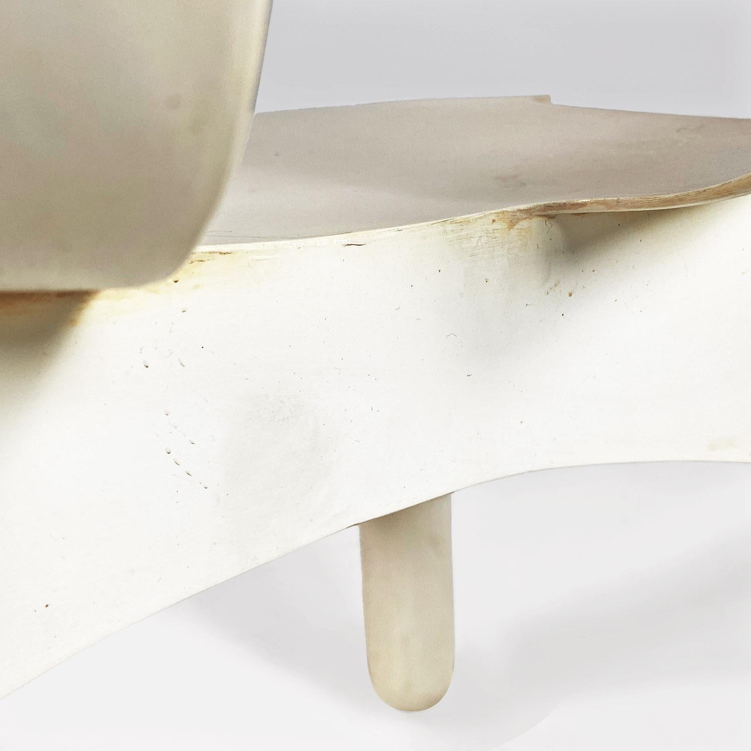 Chaises universelles italiennes modernes 860 en plastique blanc, Joe Colombo, Kartell, 1970 en vente 11